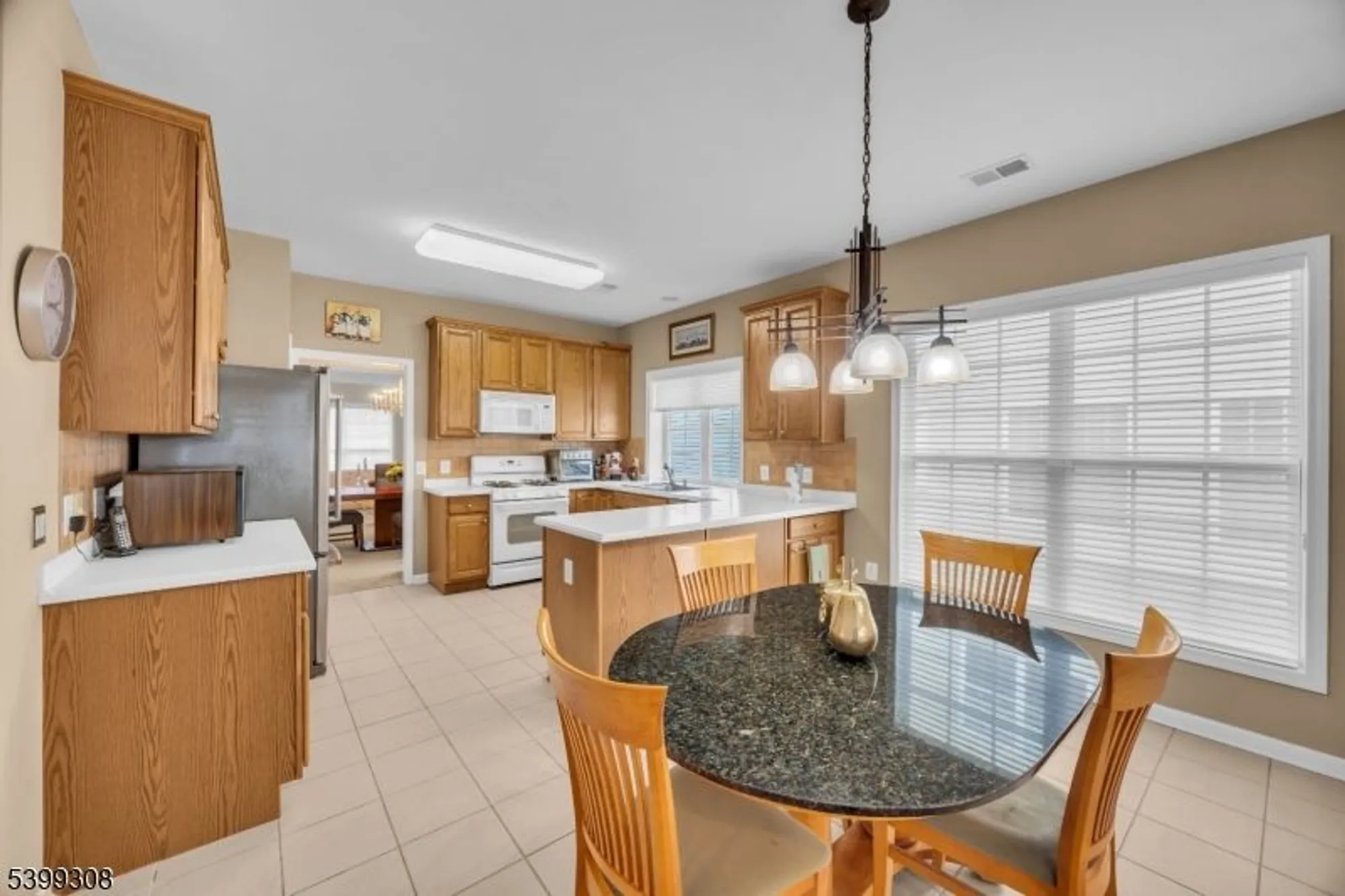 Property Slideshow image 18 of 44 | 324 biltmore ln, Somerset, NJ, 08873
