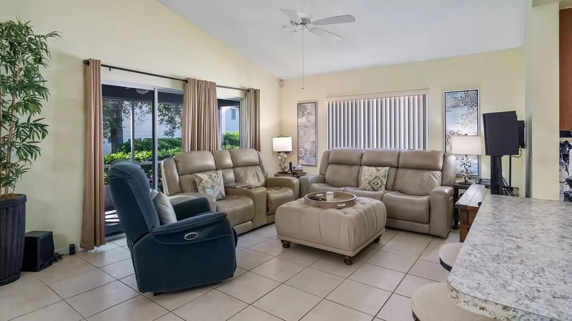 Property Slideshow image 10 of 32 | 3773 eversholt st, Clermont, FL, 34711