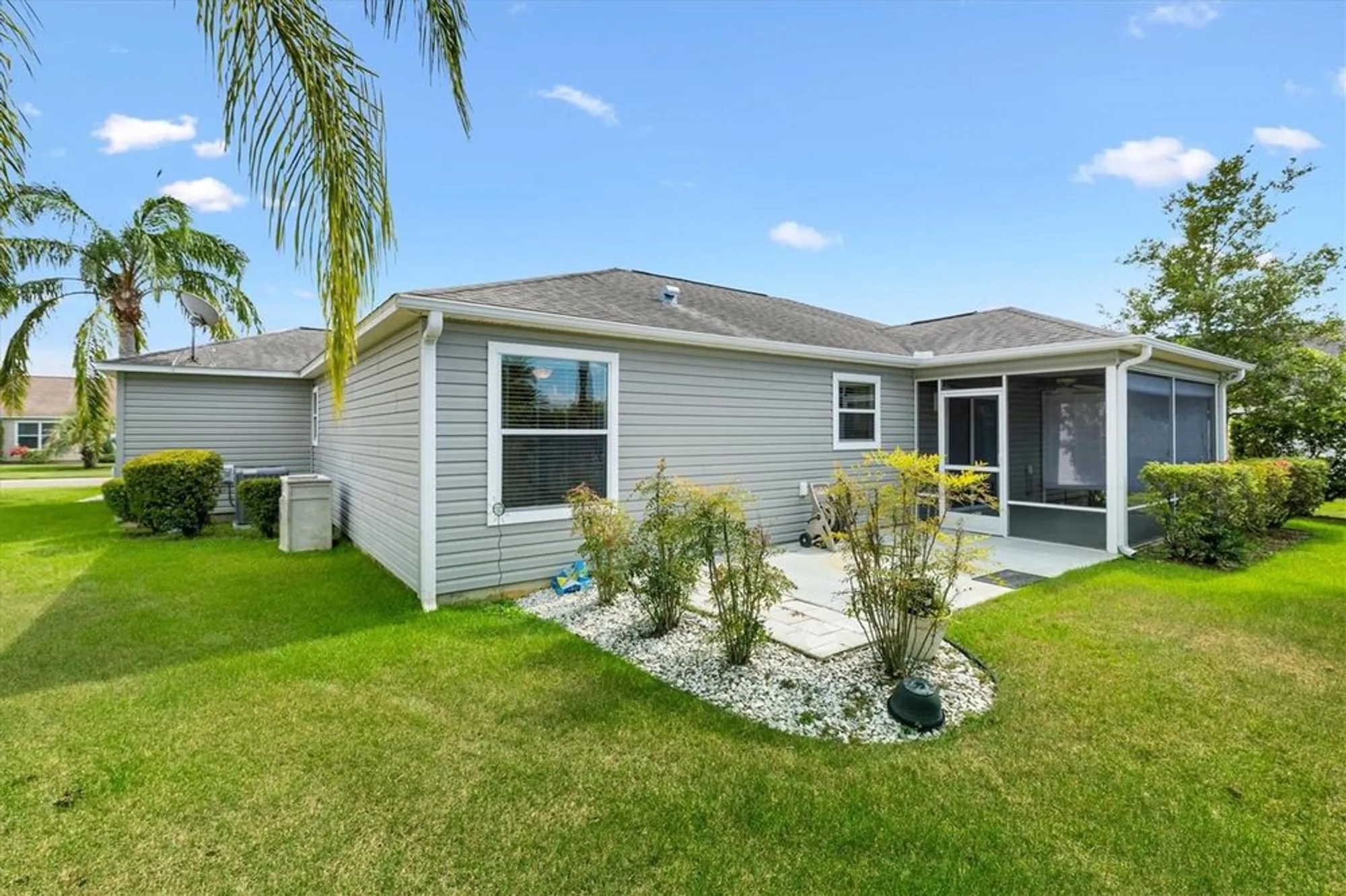 Property Slideshow image 30 of 33 | 2291 montbrook pl, The Villages, FL, 32162