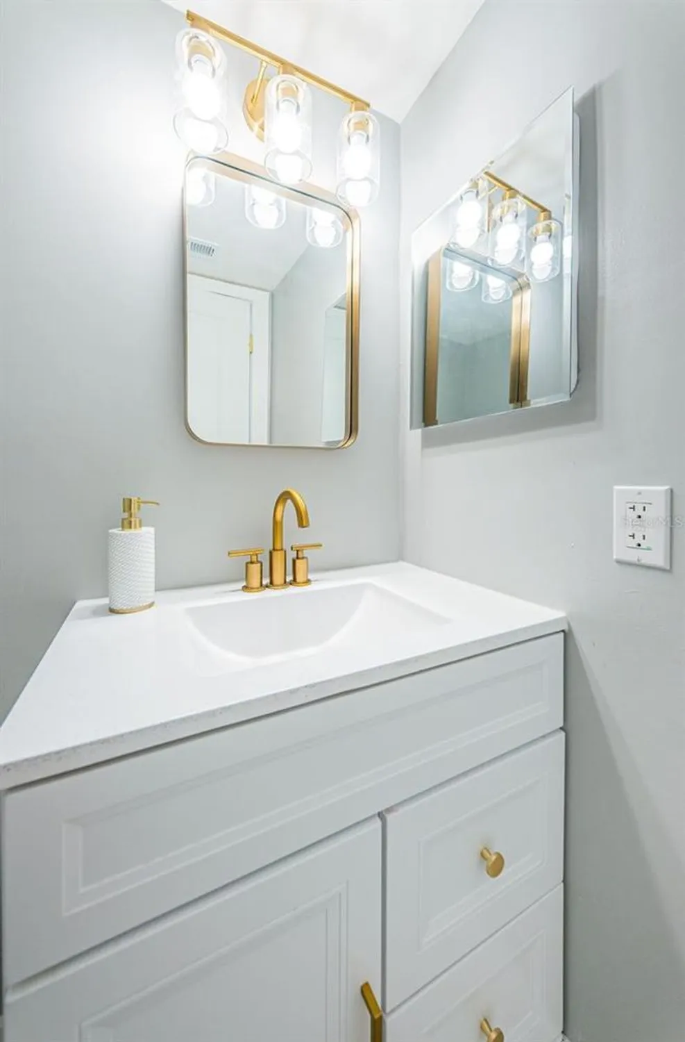 Property Slideshow image 25 of 50 | 6177 sun blvd apt 307, Saint Petersburg, FL, 33715