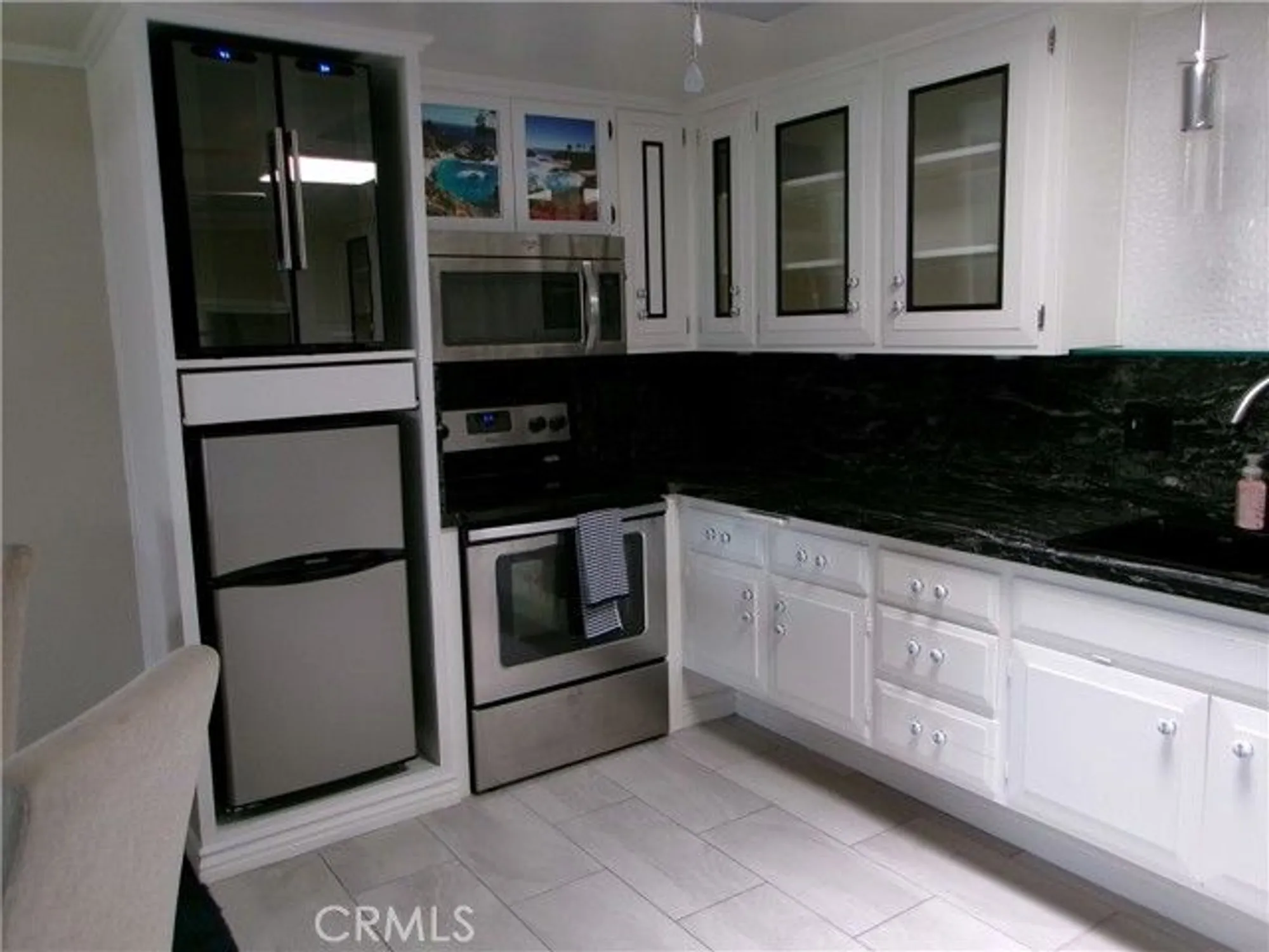 Property Slideshow image 8 of 13 | 13121 del monte dr, Seal Beach, CA, 90740