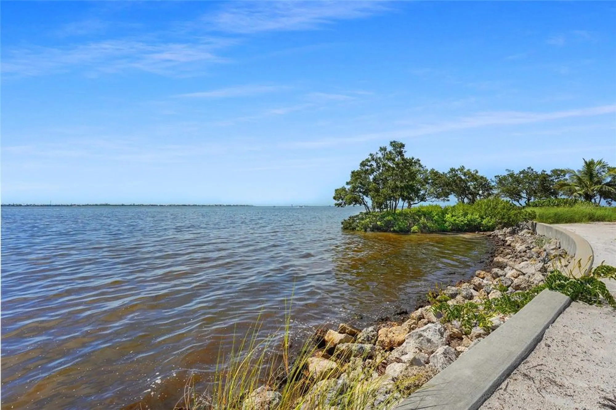 Property Slideshow image 62 of 76 | 303 compass point dr 101, Bradenton, FL, 34209