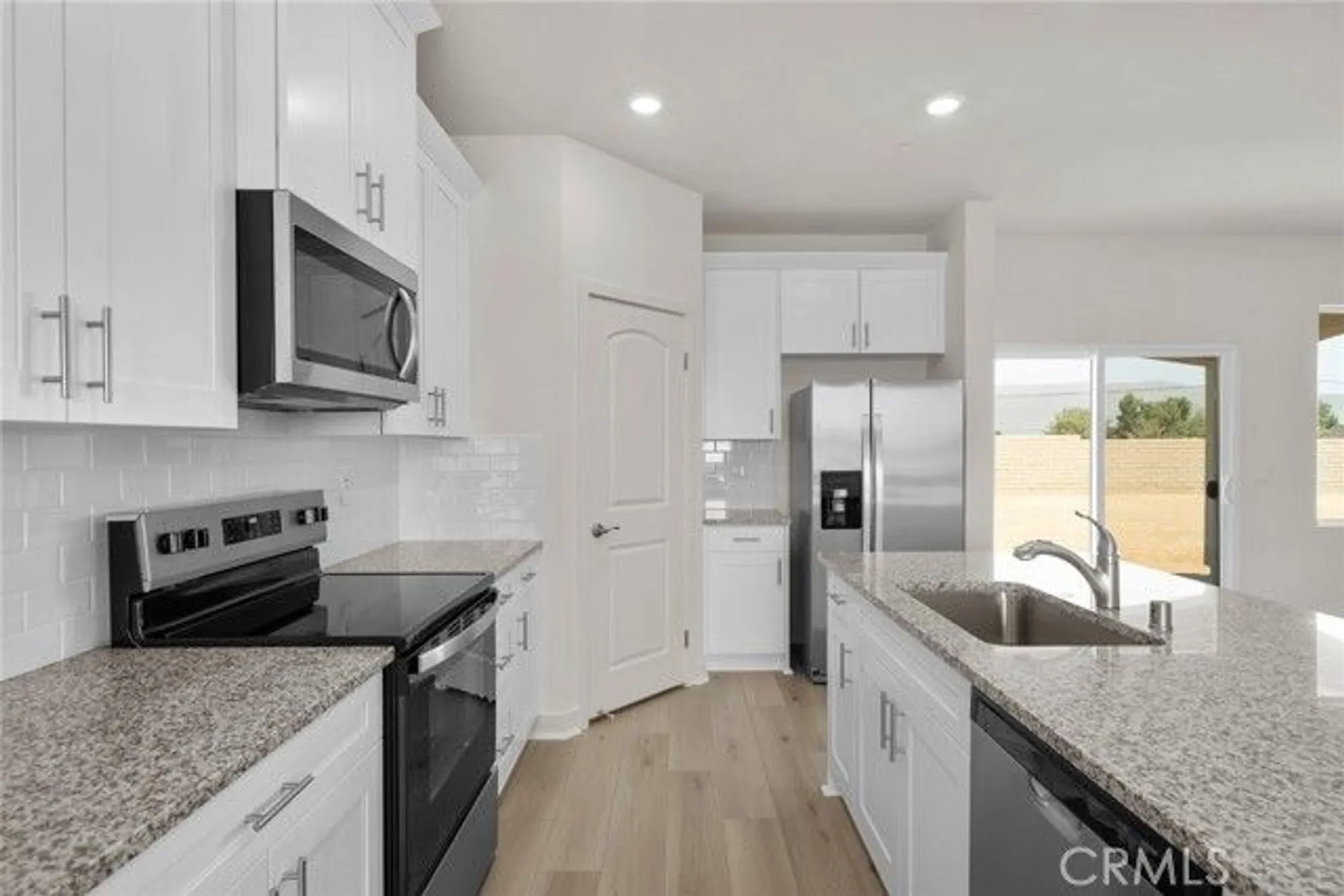 Property Slideshow image 2 of 7 | 14773 indigo rd, Apple Valley, CA, 92307