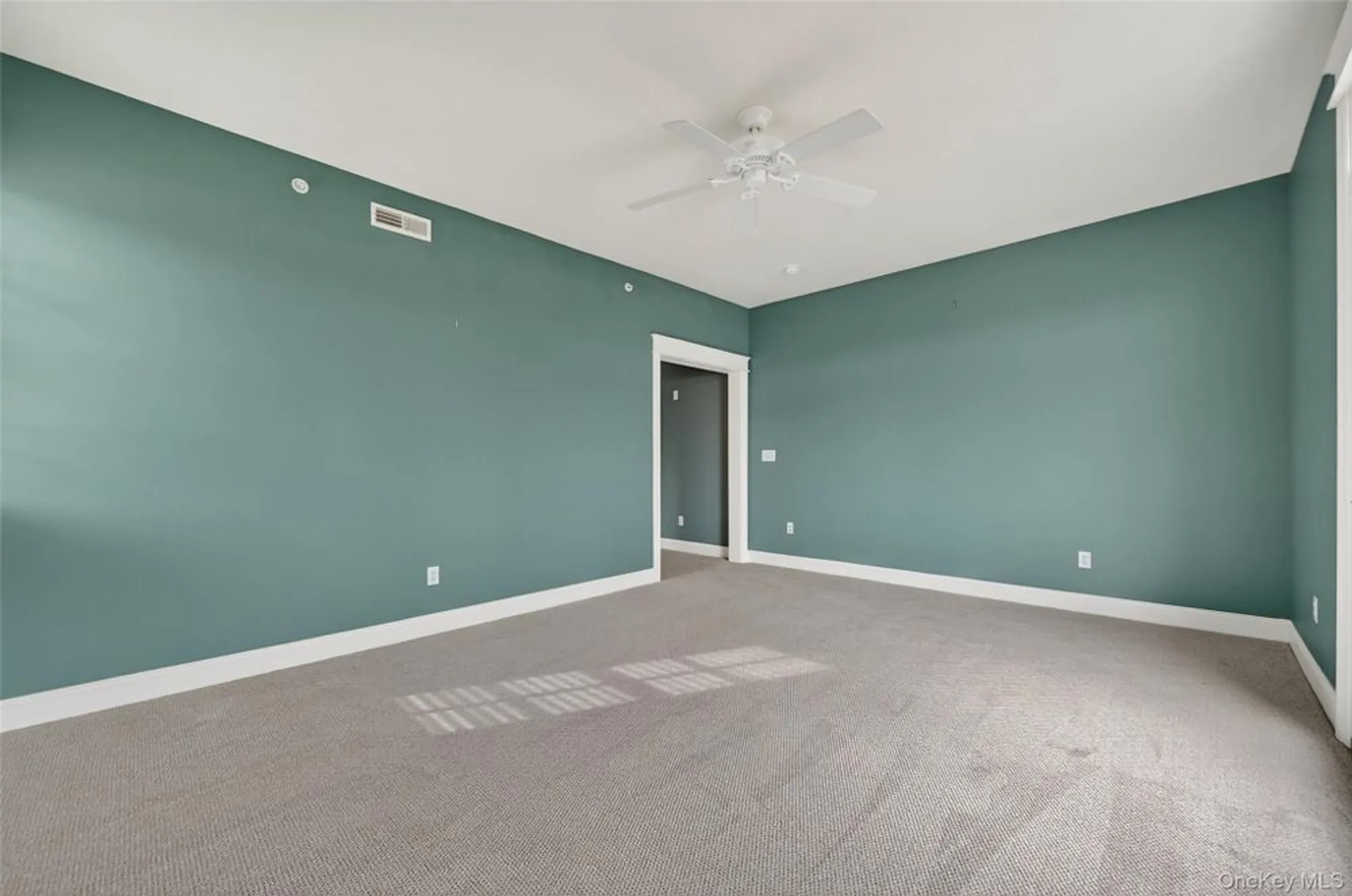 Property Slideshow image 22 of 31 | 15 cropsey st # 15-3a, Warwick, NY, 10990