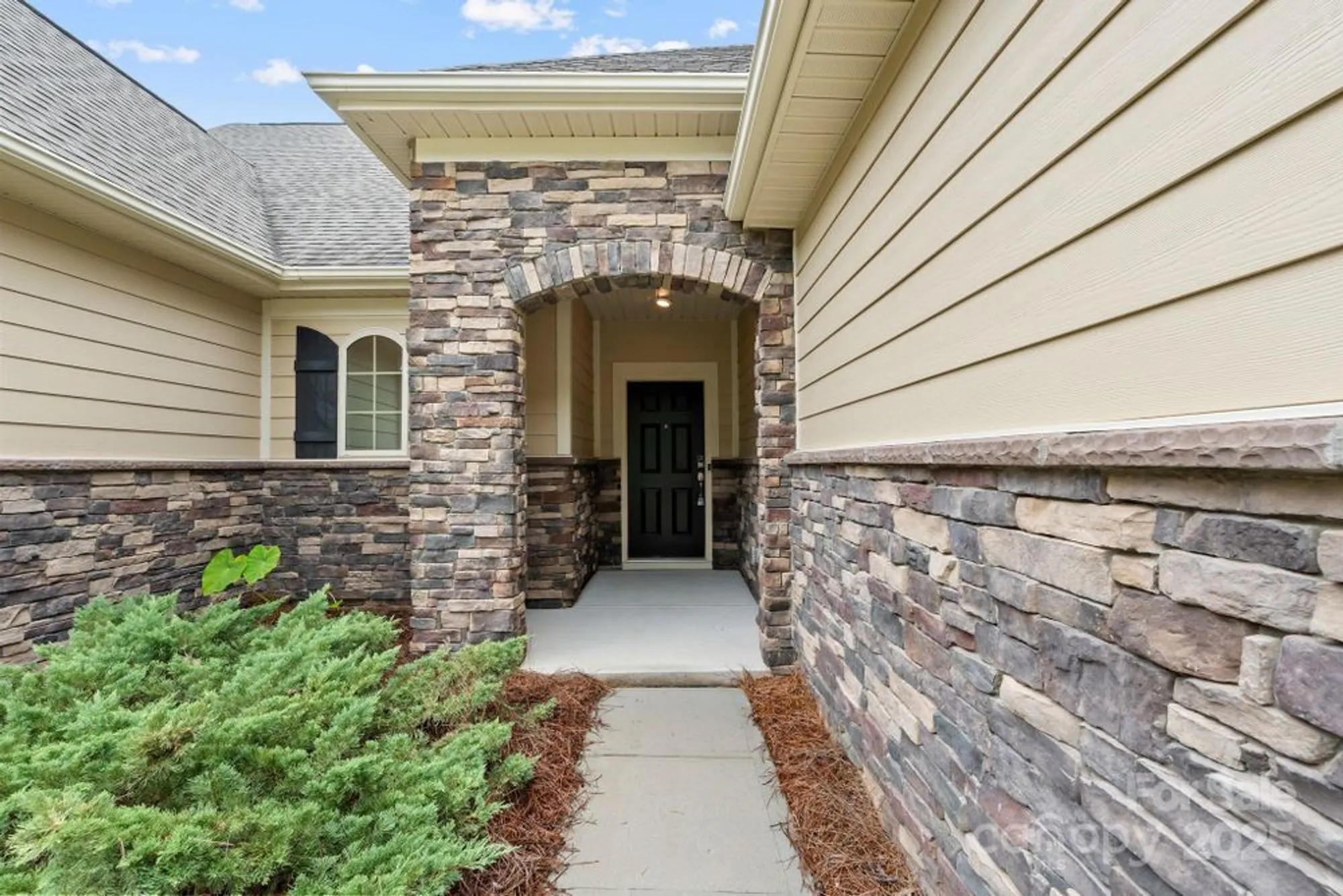 Property Slideshow image 7 of 40 | 360 picasso trl # 169, Mount Holly, NC, 28120