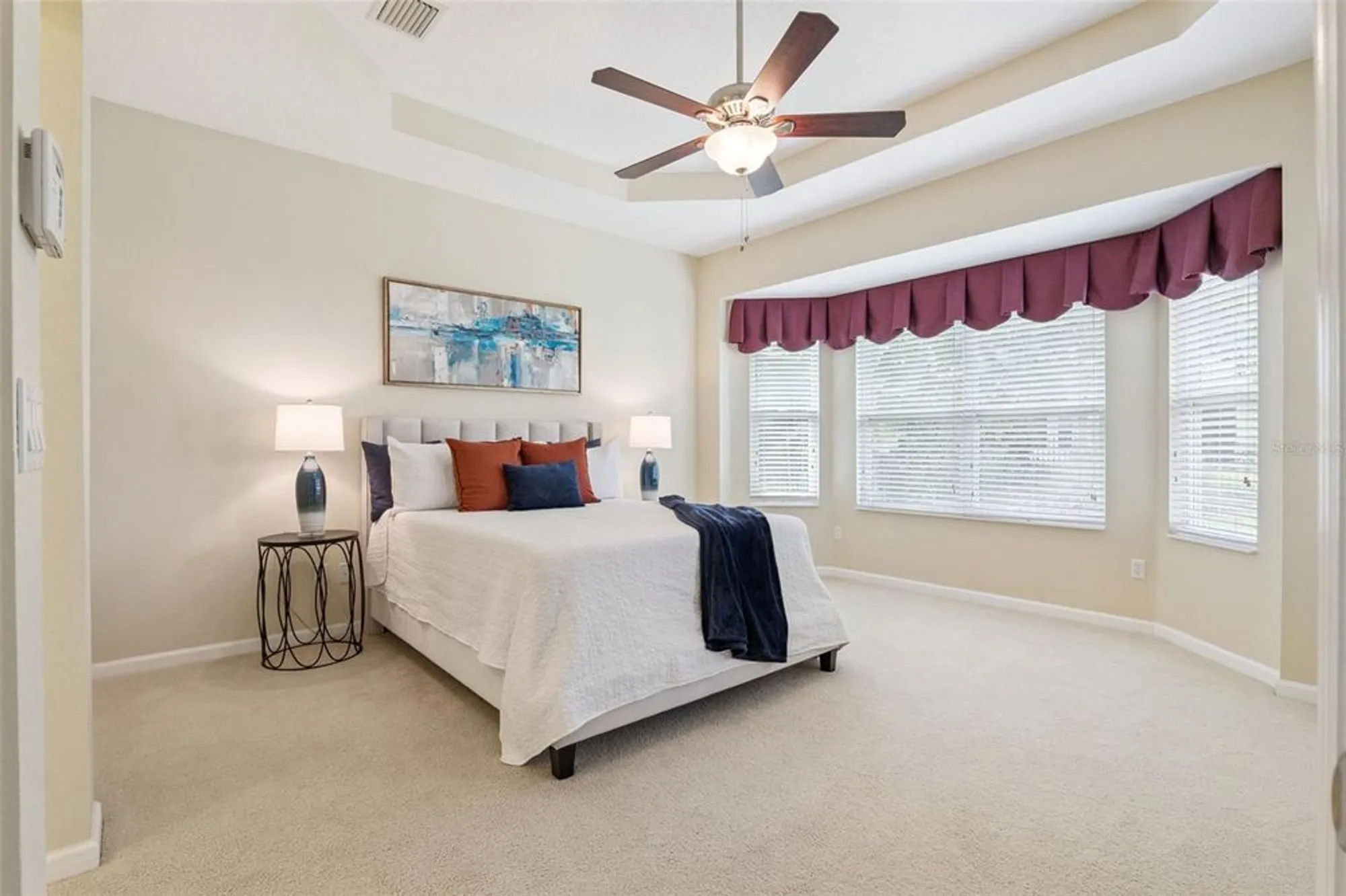 Property Slideshow image 16 of 48 | 1612 lincolnshire dr, Deland, FL, 32724