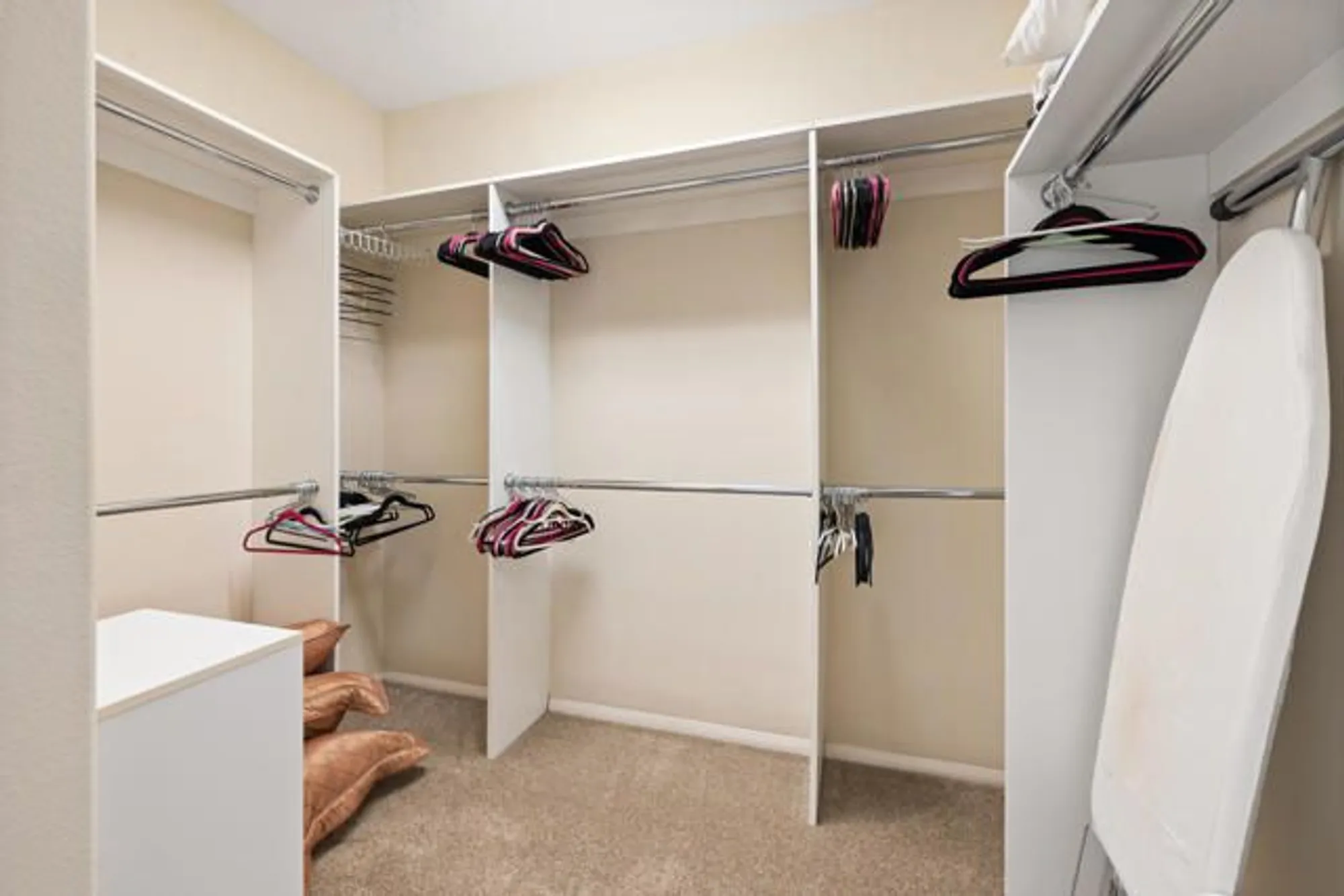 Property Slideshow image 24 of 36 | 55156 tanglewood, La Quinta, CA, 92253