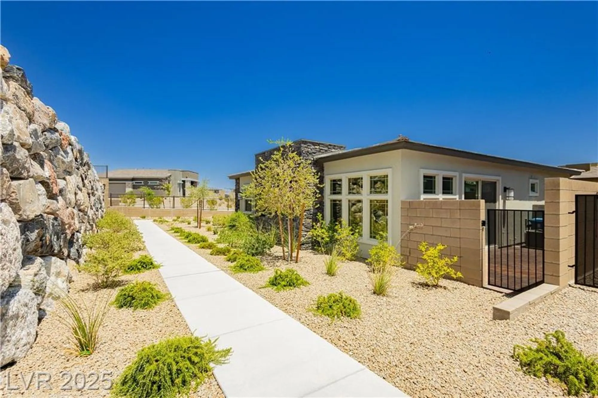 Property Slideshow image 3 of 45 | 901 allister fields ln, Las Vegas, NV, 89138