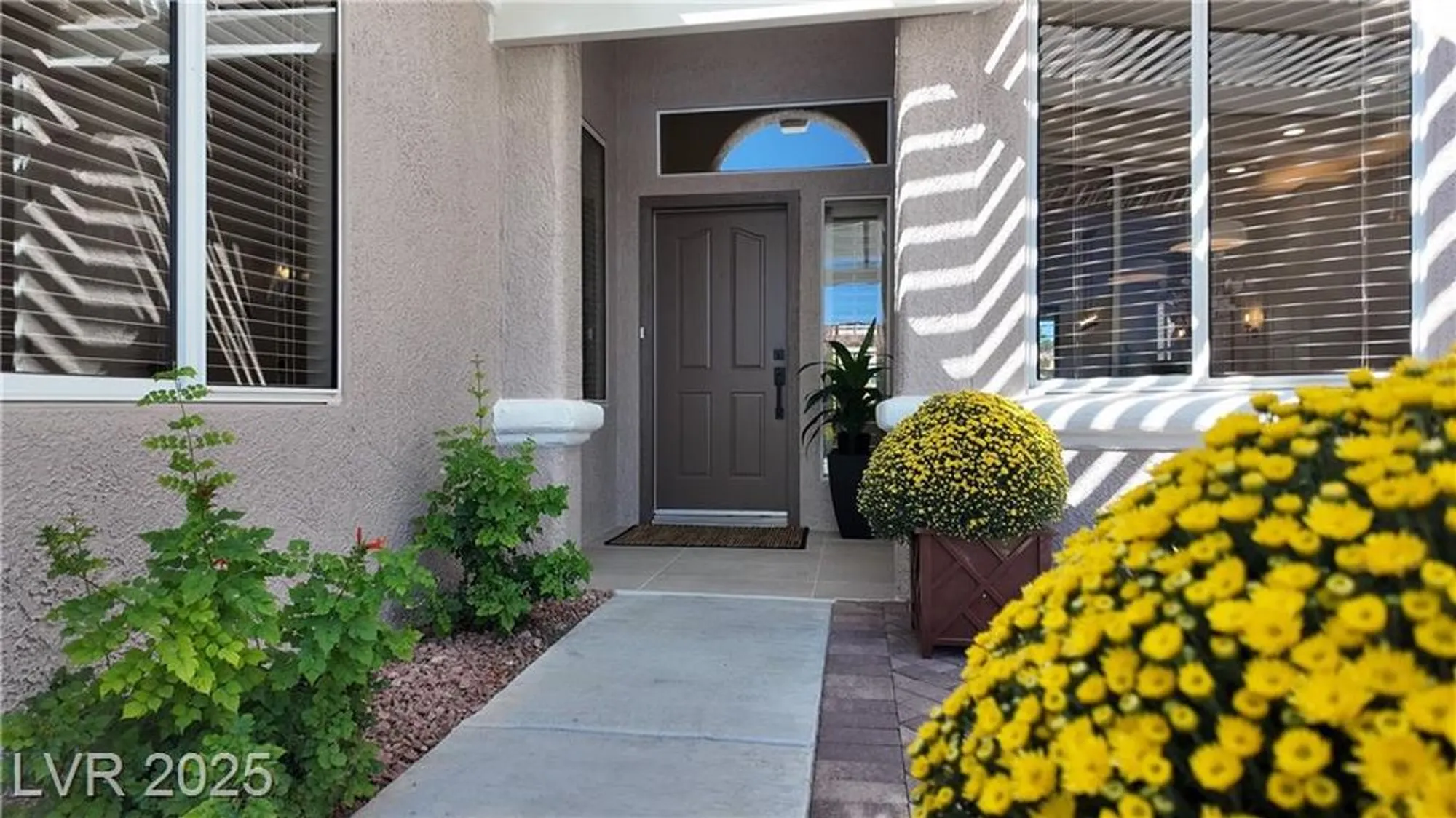 Property Slideshow image 35 of 43 | 2725 youngdale dr, Las Vegas, NV, 89134