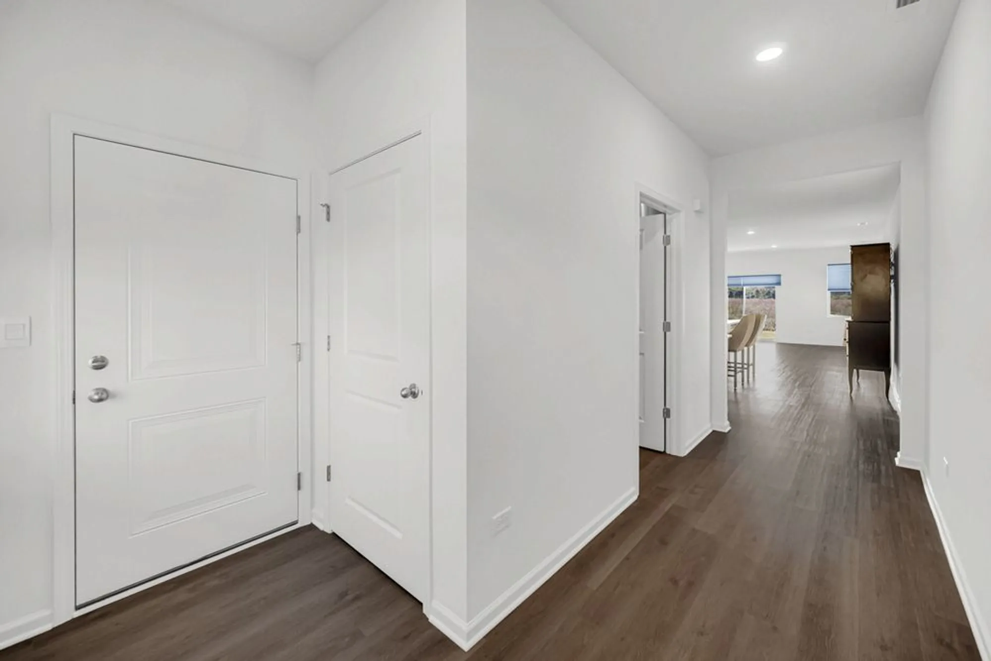 Property Slideshow image 4 of 32 | 2930 harnish dr, Algonquin, IL, 60102