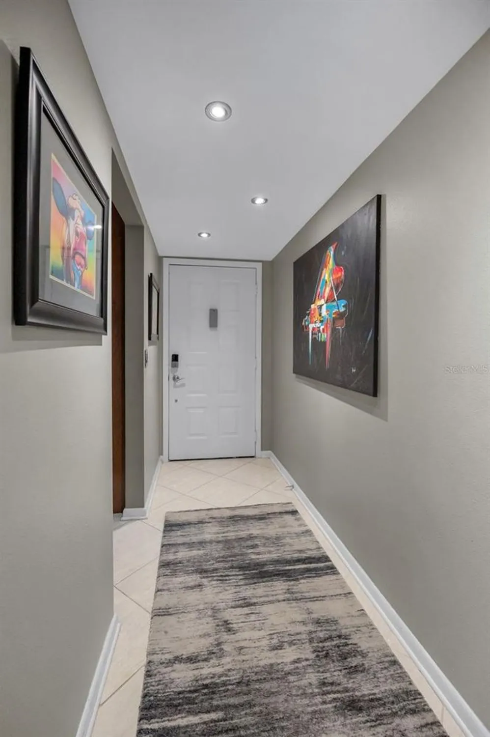 Property Slideshow image 14 of 85 | 3062 eastland blvd 105, Clearwater, FL, 33761