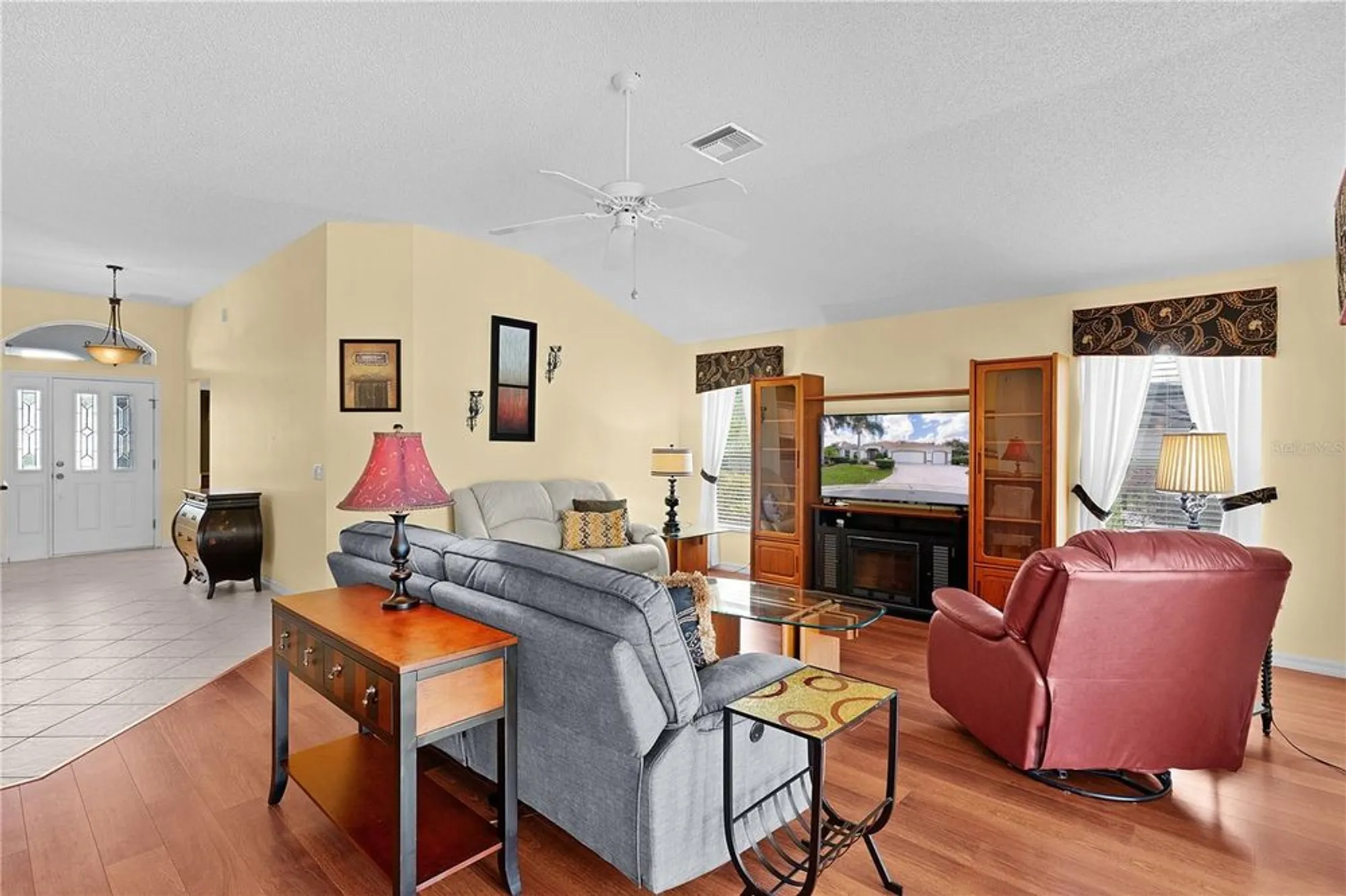 Property Slideshow image 11 of 62 | 3312 barrington ct, The Villages, FL, 32162