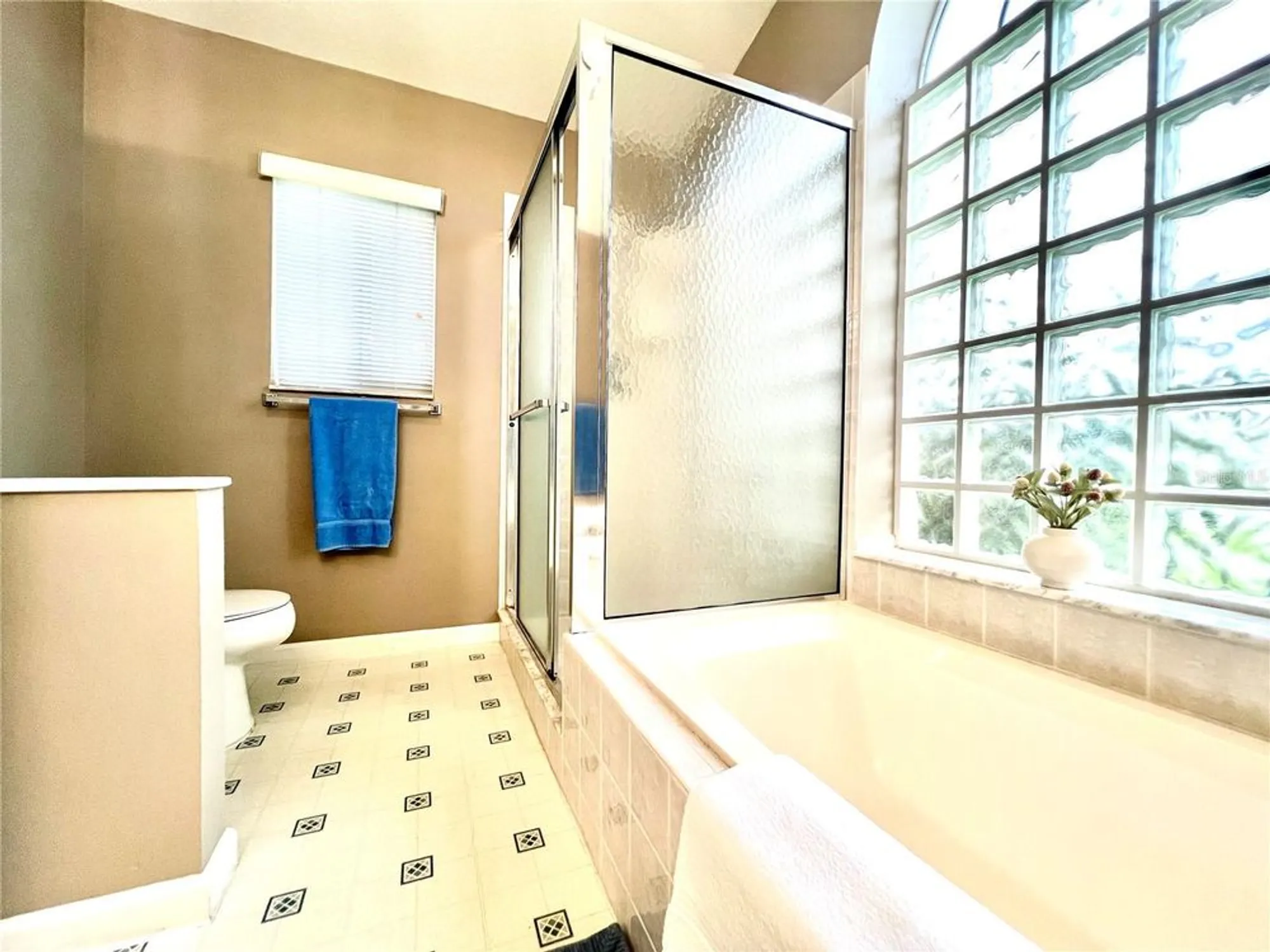 Property Slideshow image 38 of 72 | 2100 nw 50th cir, Ocala, FL, 34482