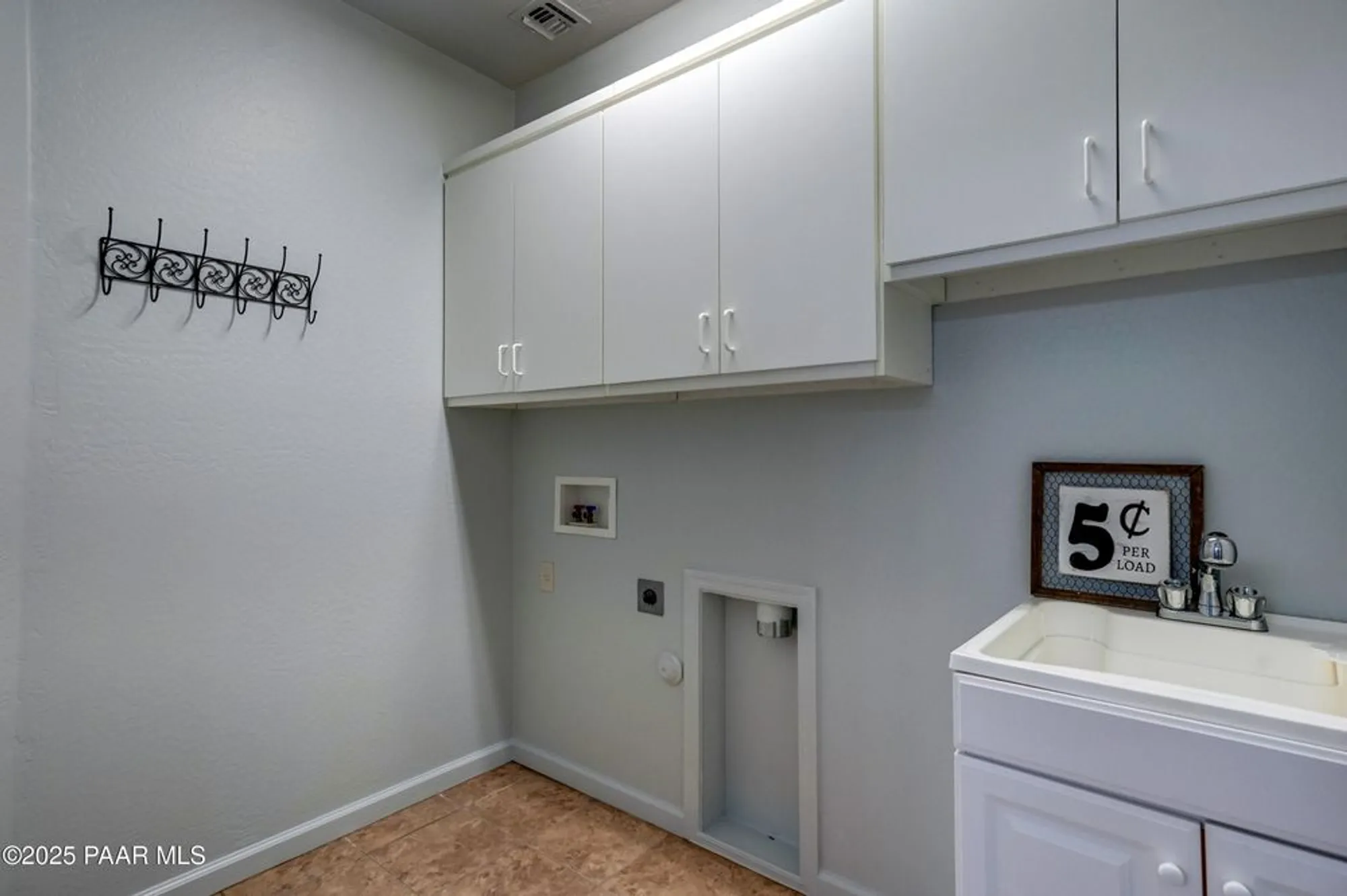 Property Slideshow image 21 of 32 | 7506 e roaring canyon rd, Prescott Valley, AZ, 86315