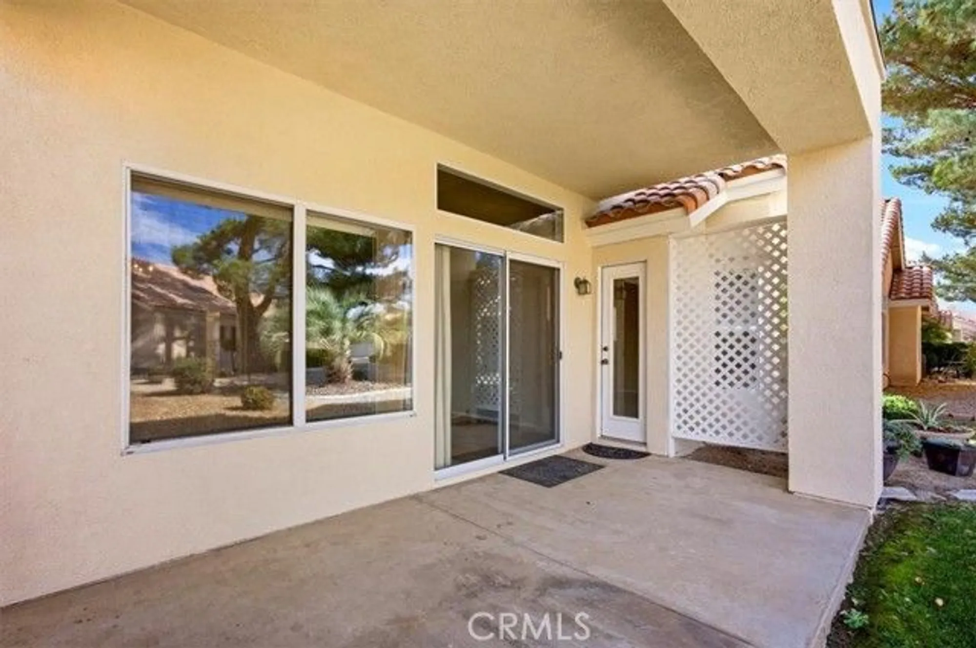 Property Slideshow image 35 of 36 | 19146 oak st, Apple Valley, CA, 92308