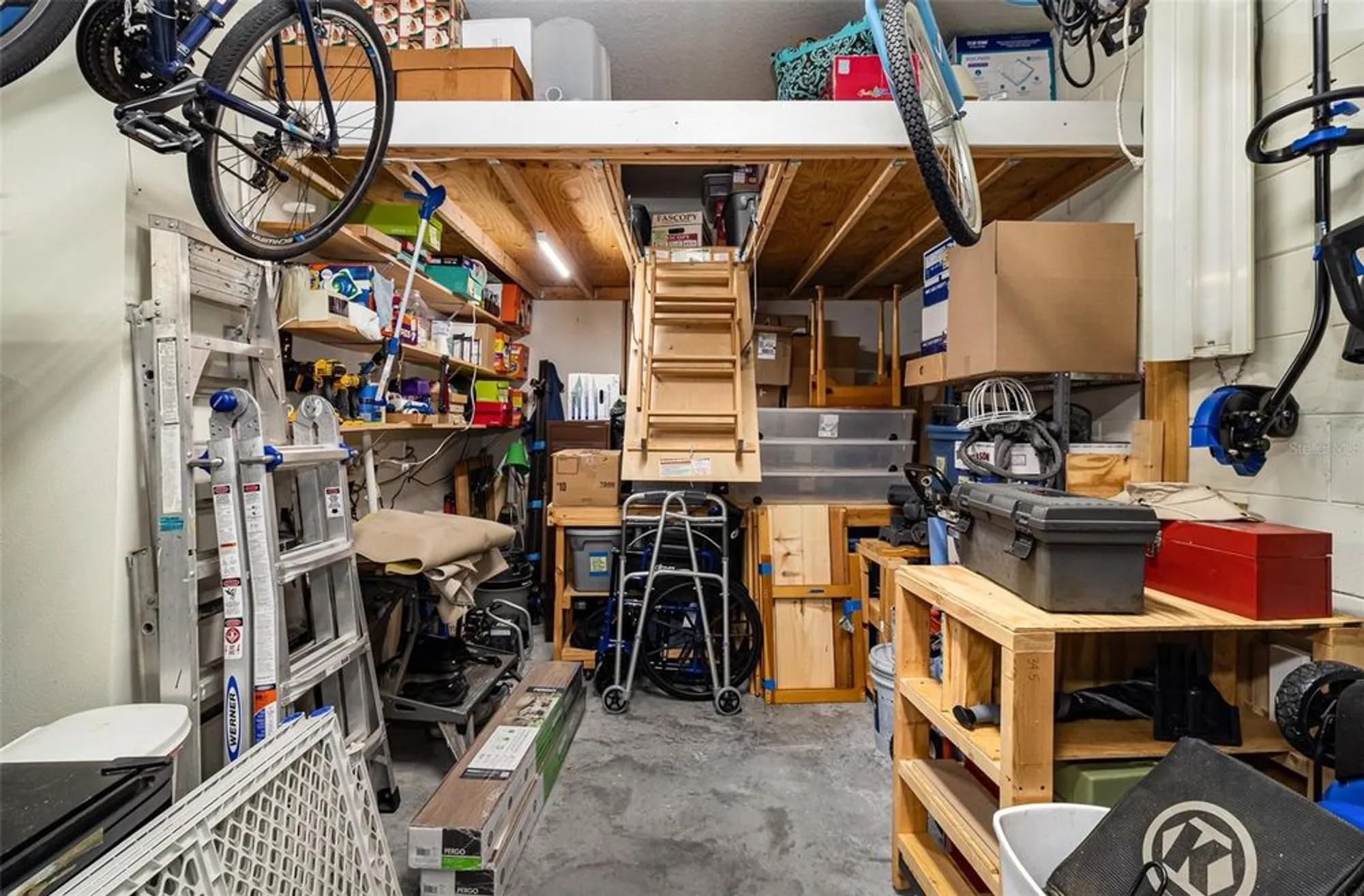 Property Slideshow image 31 of 58 | 672 cordoba dr, Davenport, FL, 33837