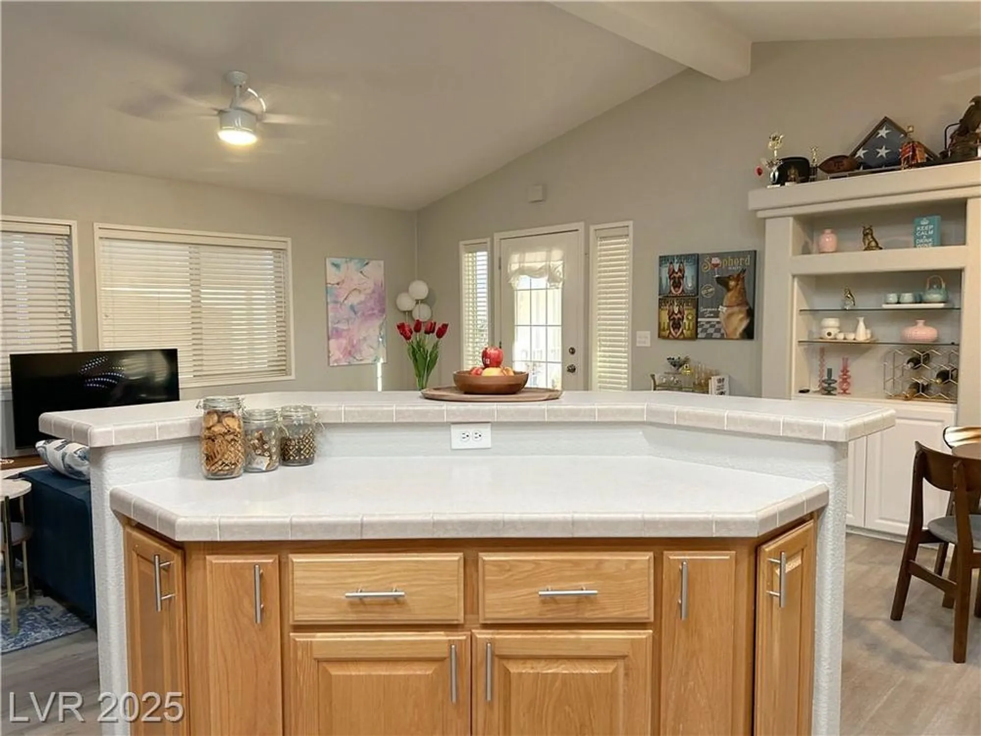Property Slideshow image 12 of 40 | 410 bel air ave, Pahrump, NV, 89048