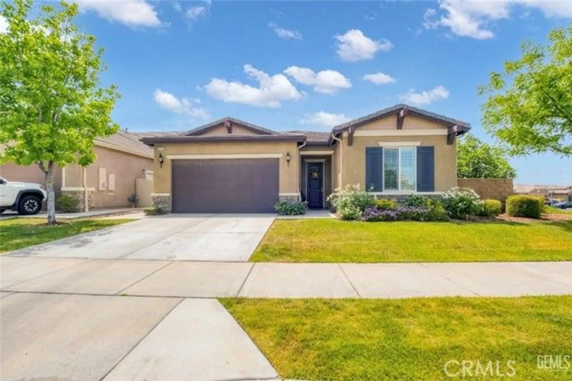 Property Slideshow image 1 of 27 | 9903 francois ln, Bakersfield, CA, 93306