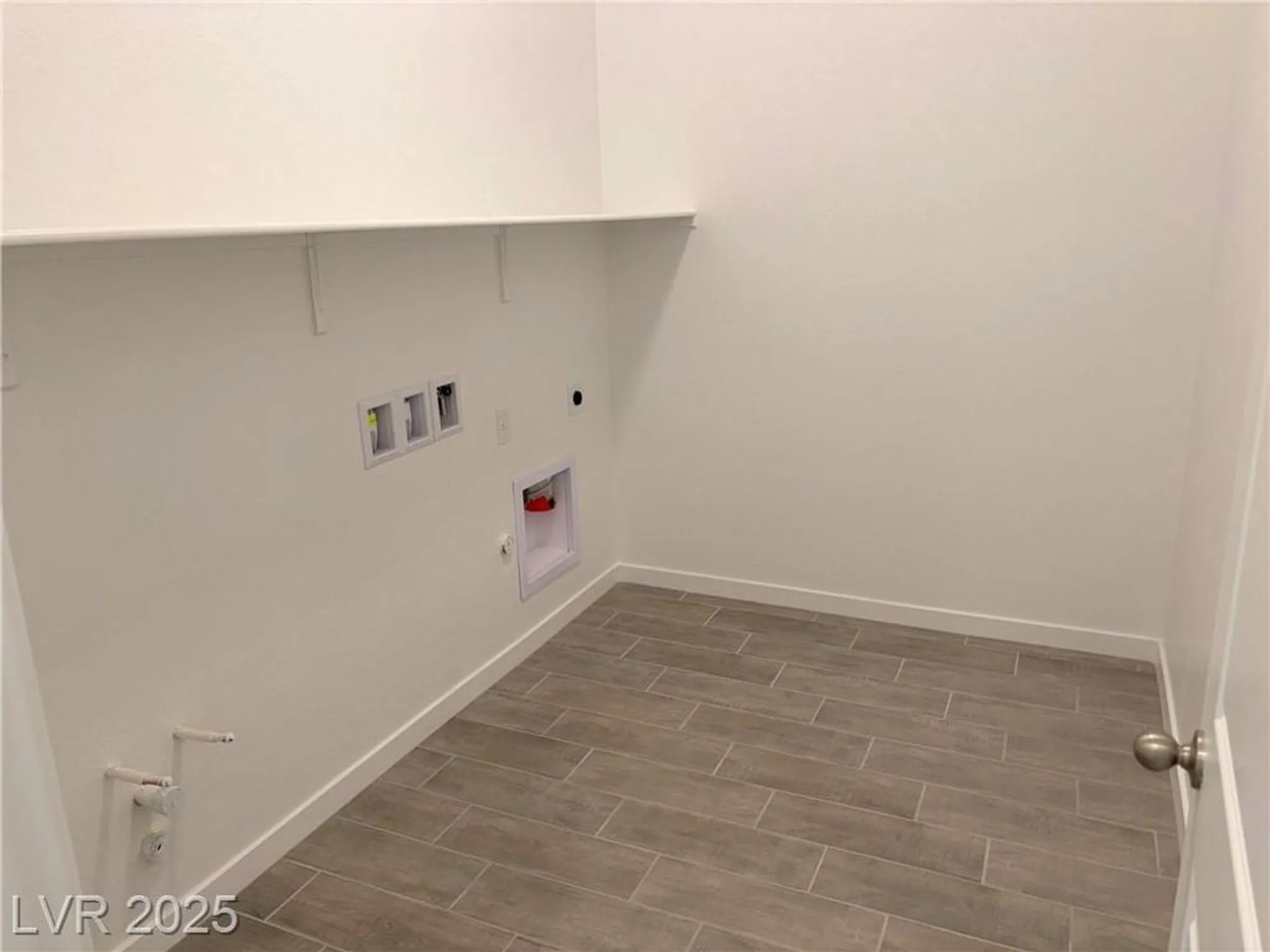 Property Slideshow image 12 of 28 | 5707 victoria falls dr, Pahrump, NV, 89061