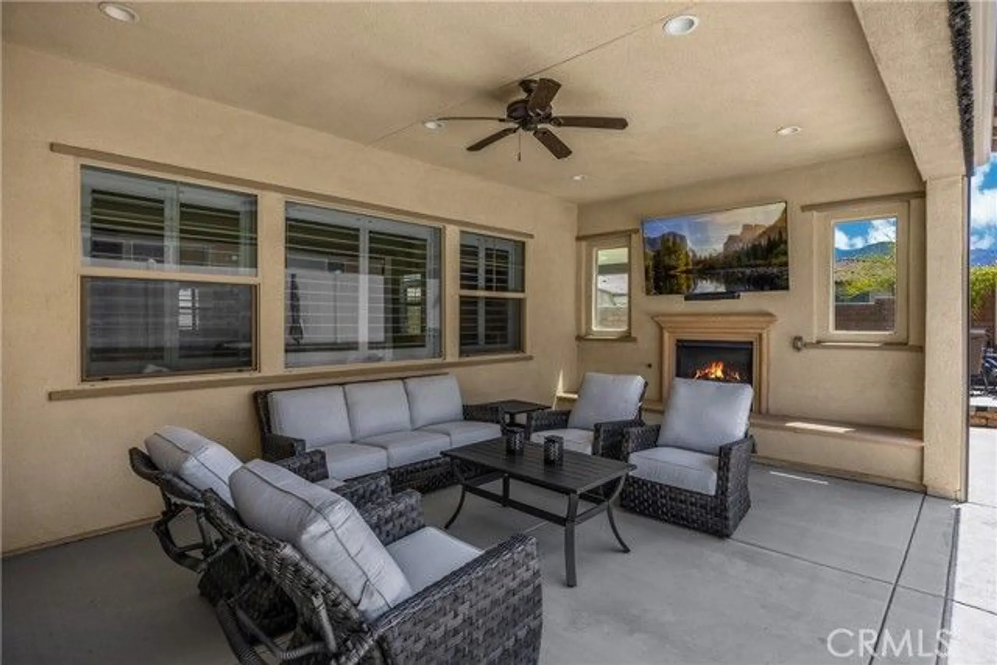 Property Slideshow image 44 of 68 | 11638 oakton way, Corona, CA, 92883