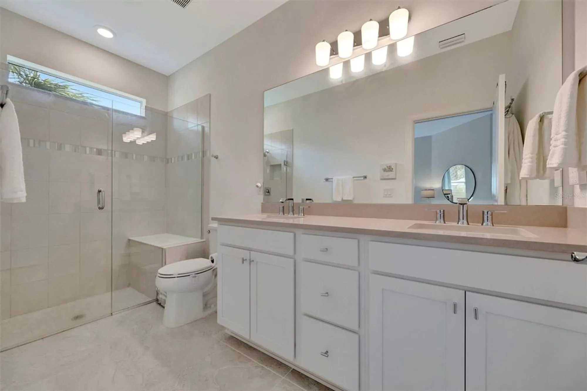 Property Slideshow image 22 of 59 | 25069 pearl lake cir, Englewood, FL, 34223