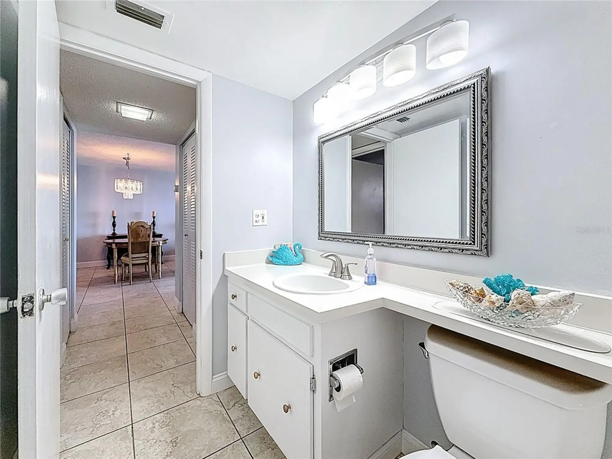 Property Slideshow image 28 of 62 | 7625 sun island dr 307, South Pasadena, FL, 33707