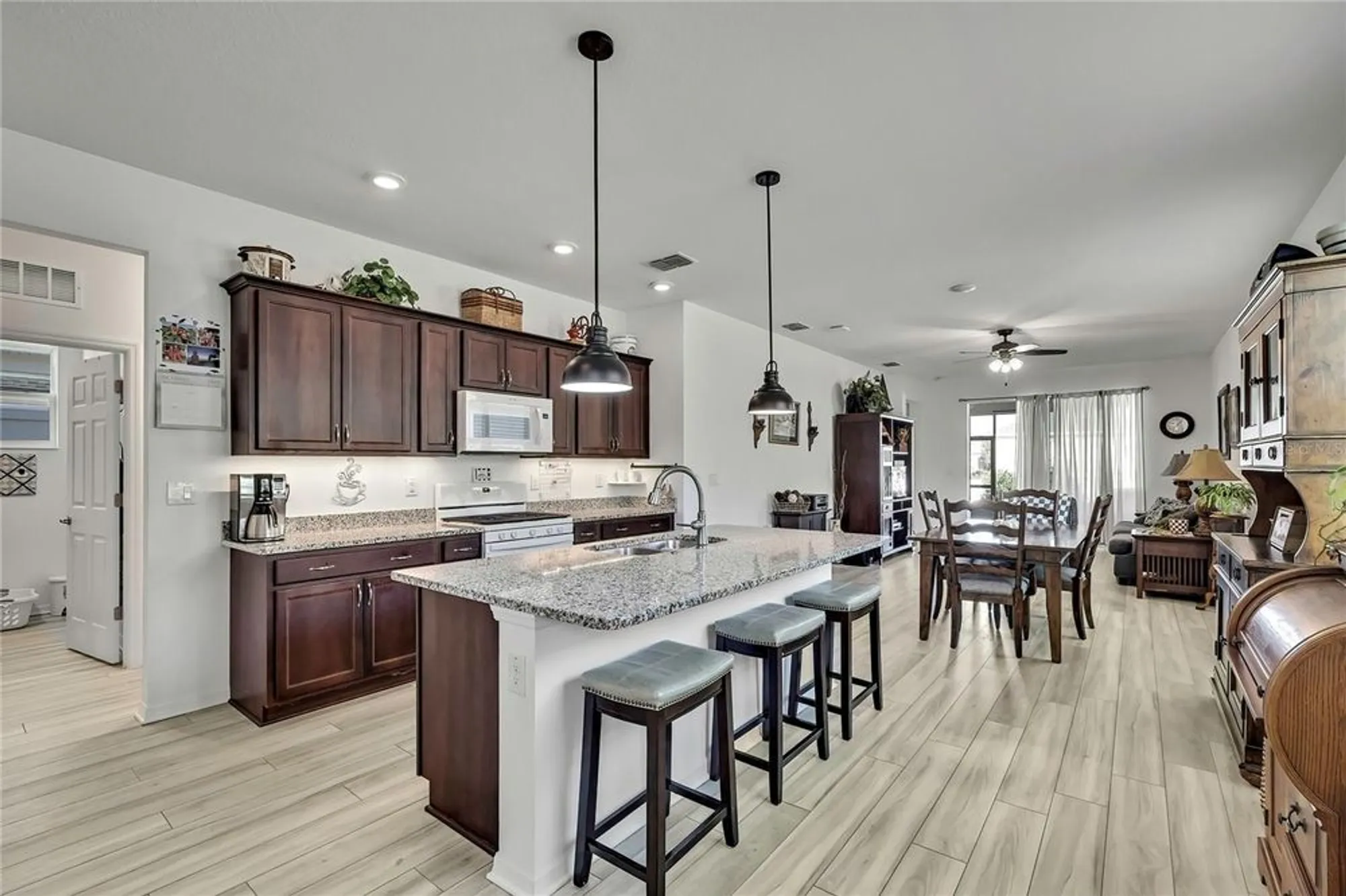 Property Slideshow image 6 of 38 | 9764 sw 100th avenue rd, Ocala, FL, 34481