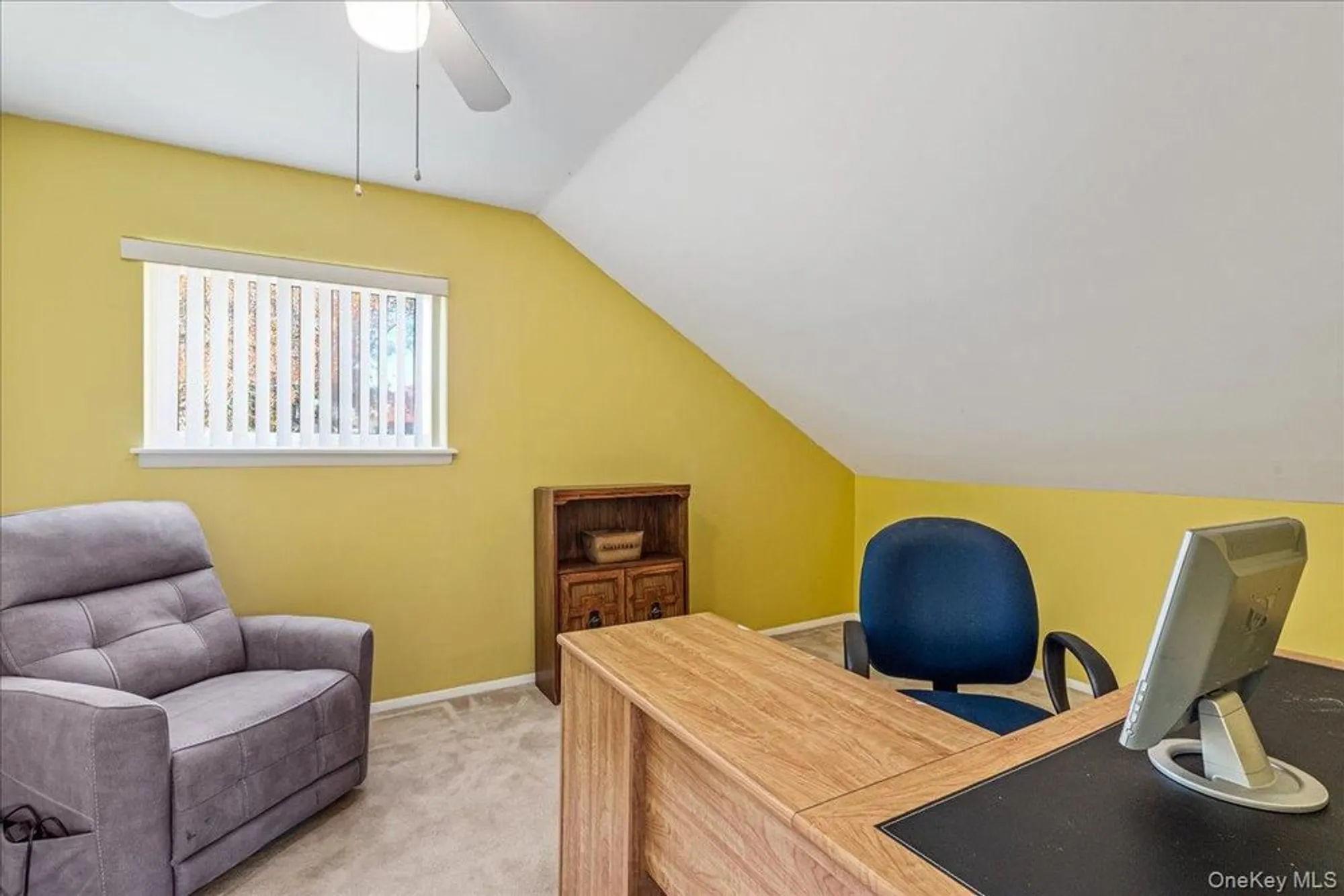 Property Slideshow image 18 of 29 | 414 lindsay ln, Moriches, NY, 11955