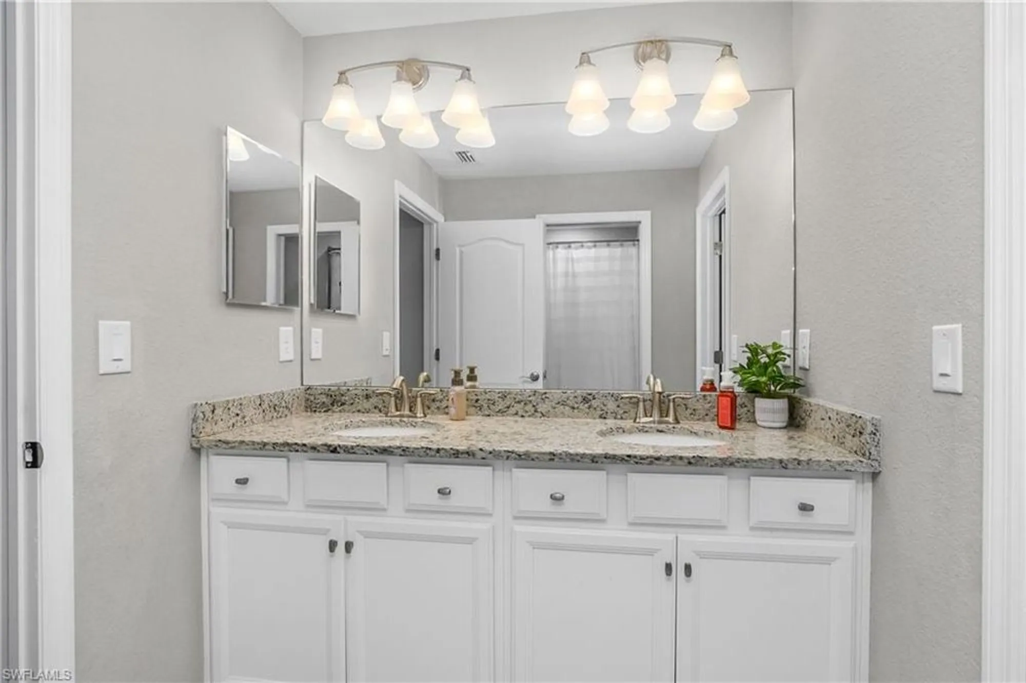 Property Slideshow image 30 of 50 | 17641 brooksin ct, Estero, FL, 33928