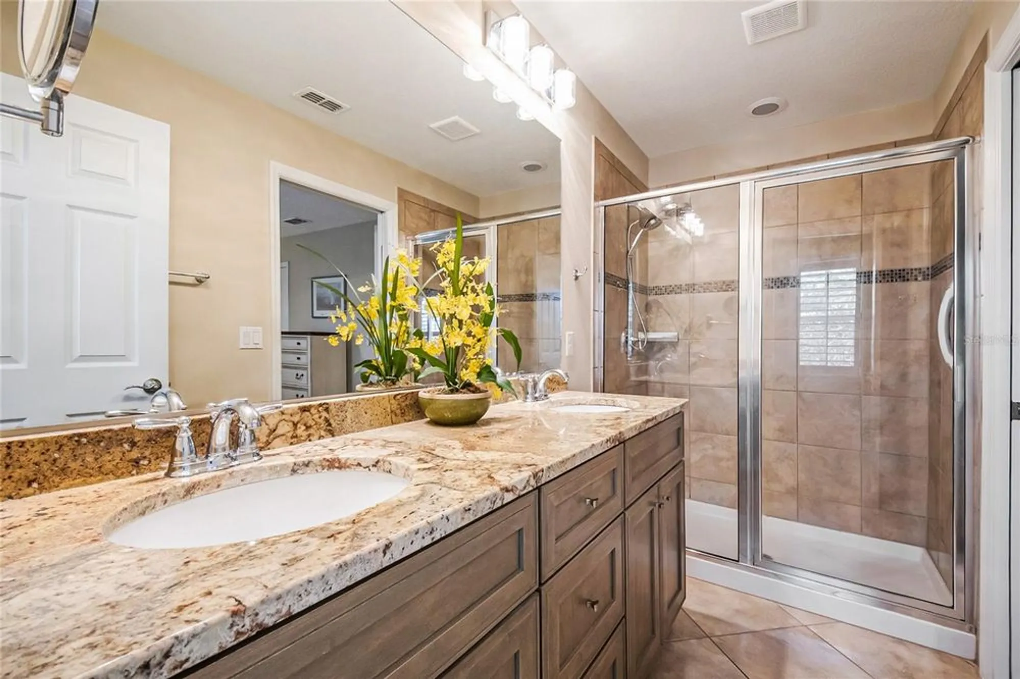 Property Slideshow image 36 of 67 | 12010 lorenza ln, Orlando, FL, 32827