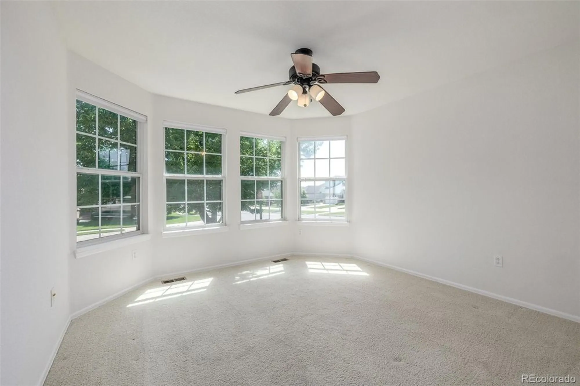 Property Slideshow image 23 of 46 | 8267 s sicily ct, Aurora, CO, 80016