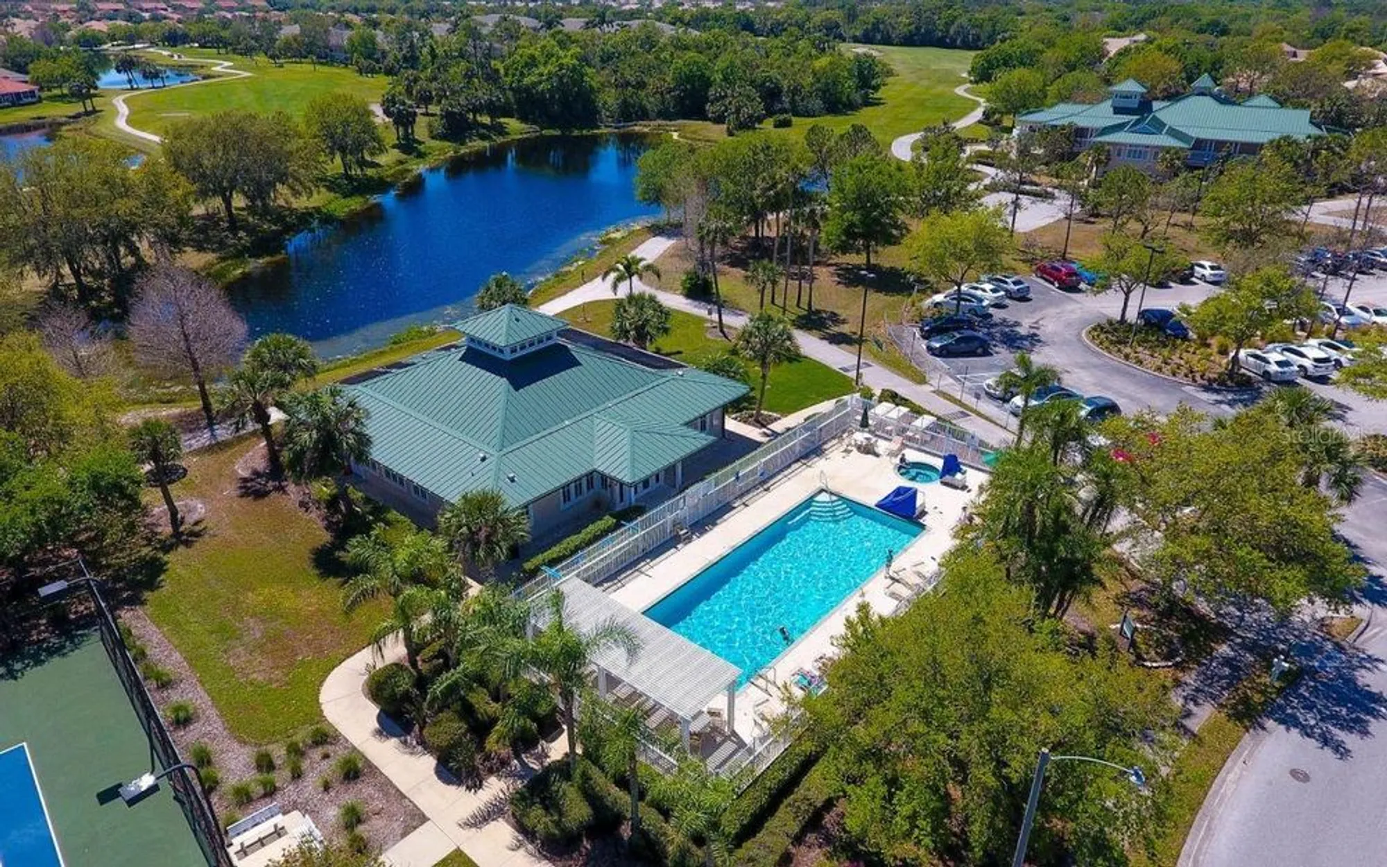 Property Slideshow image 35 of 43 | 6619 pinefeather ct, Bradenton, FL, 34203