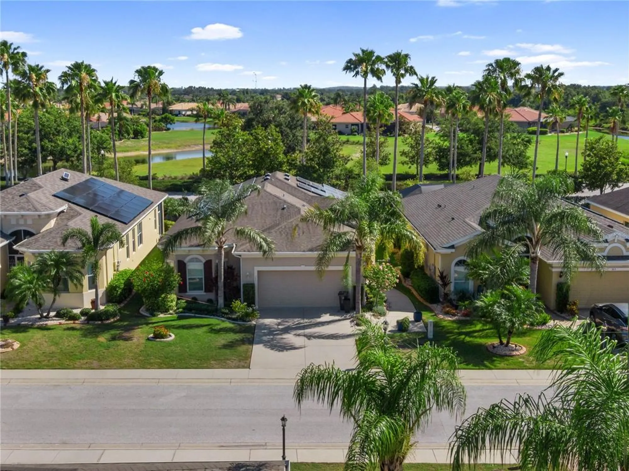 Property Slideshow image 1 of 43 | 305 siena vista pl, Sun City Center, FL, 33573
