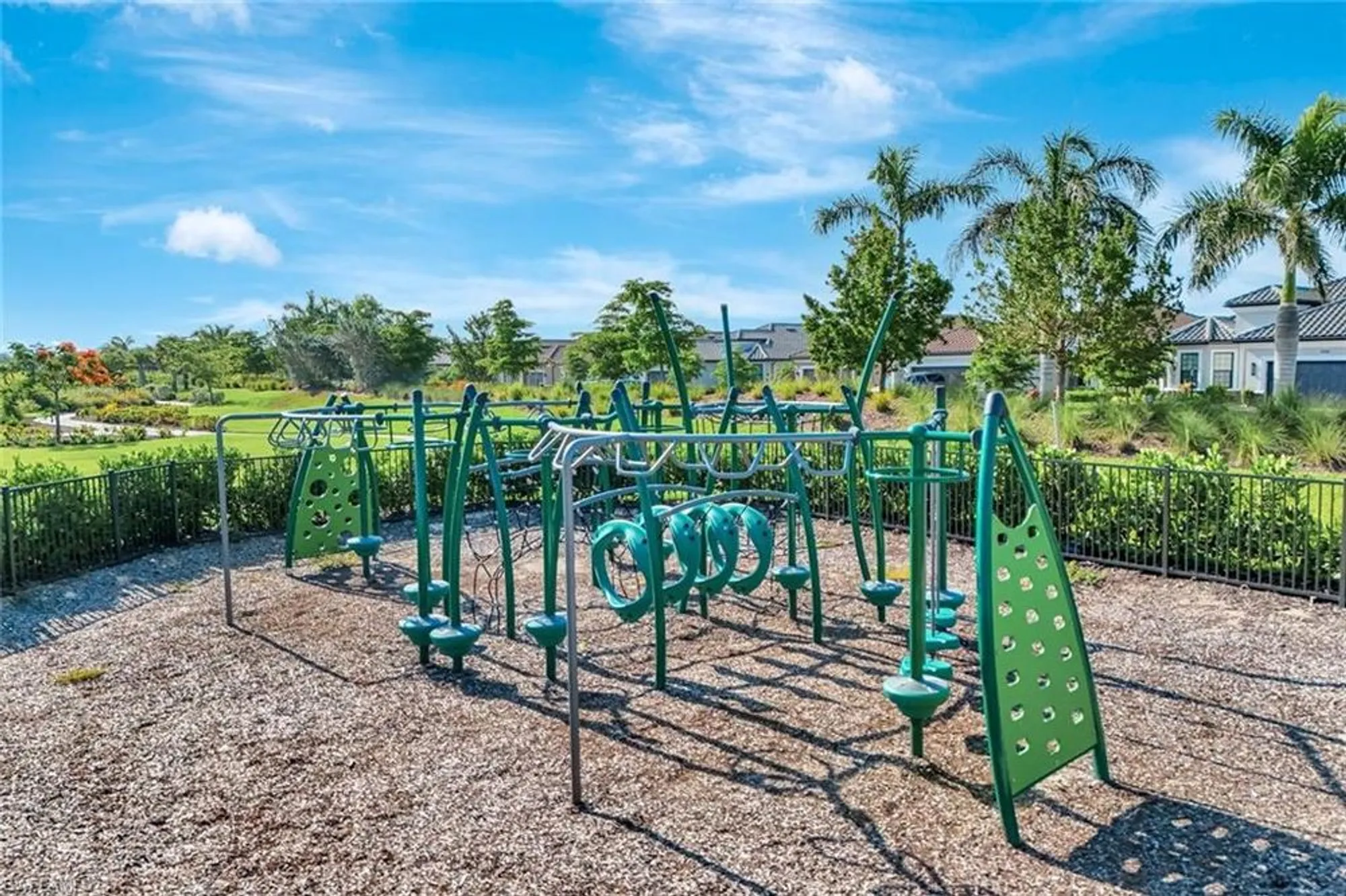 Property Slideshow image 26 of 32 | 12240 canal grande dr, Fort Myers, FL, 33913