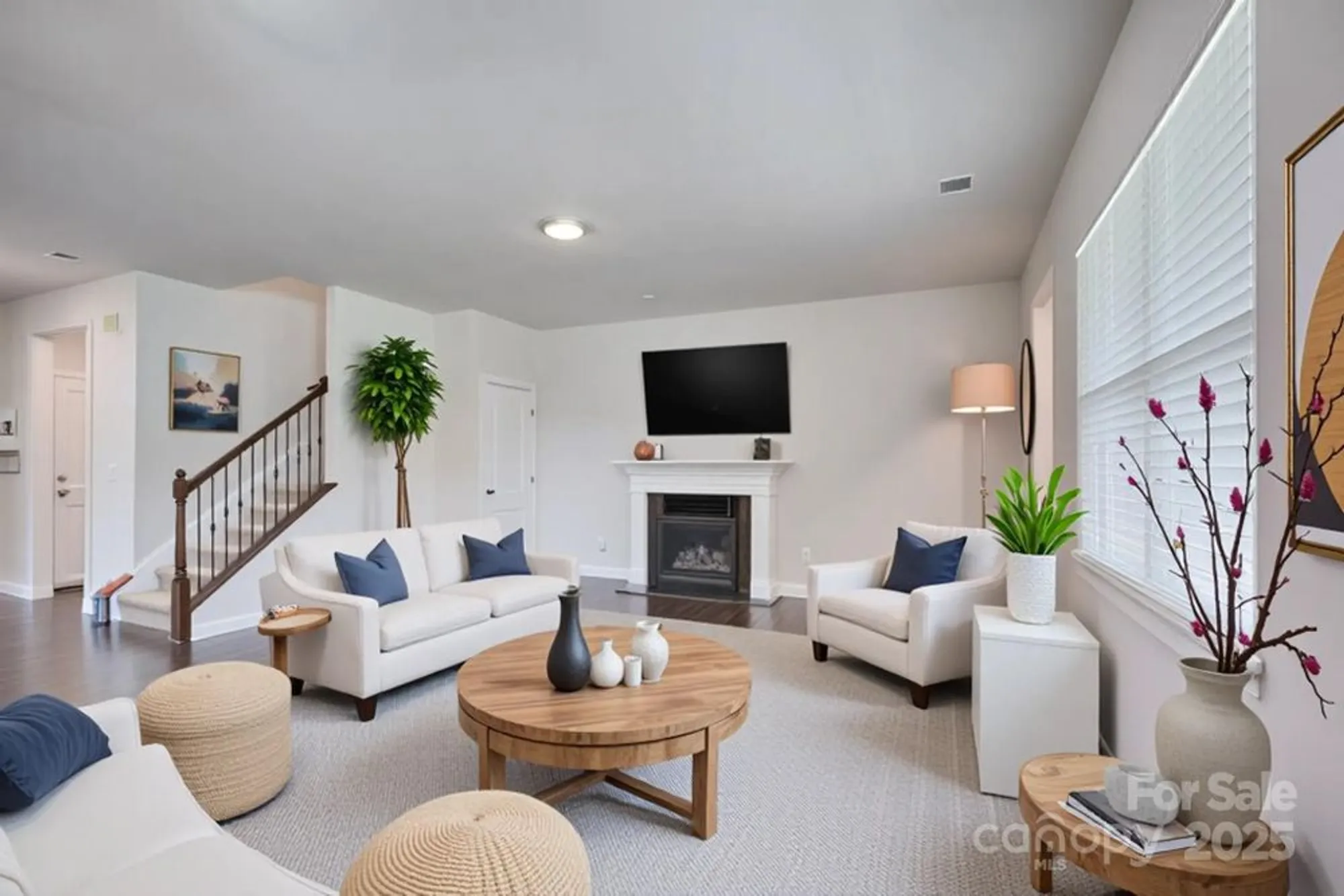 Property Slideshow image 20 of 48 | 15429 topanga dr, Charlotte, NC, 28278