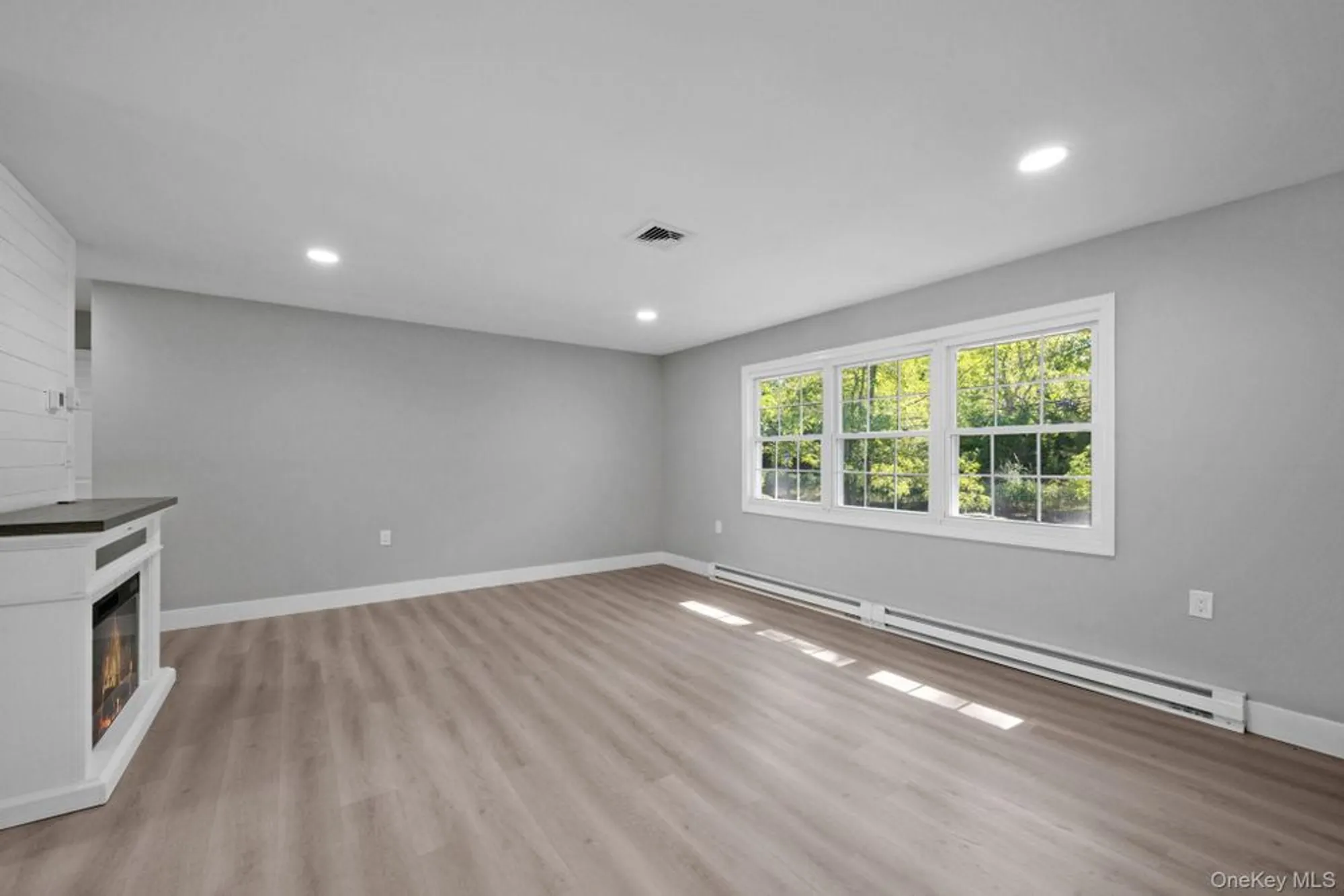 Property Slideshow image 17 of 37 | 269 berwick ct b, Ridge, NY, 11961