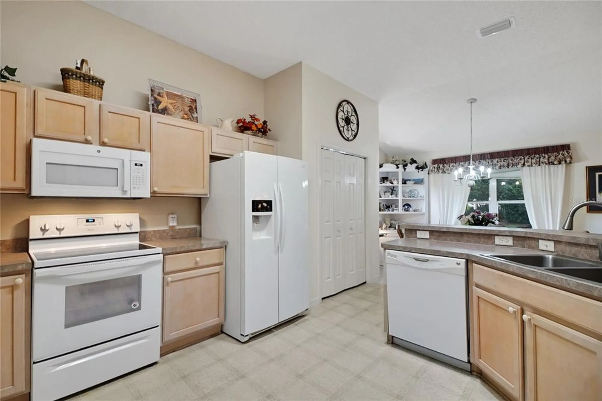 Property Slideshow image 38 of 46 | 9213 se 172nd santee pl, The Villages, FL, 32162