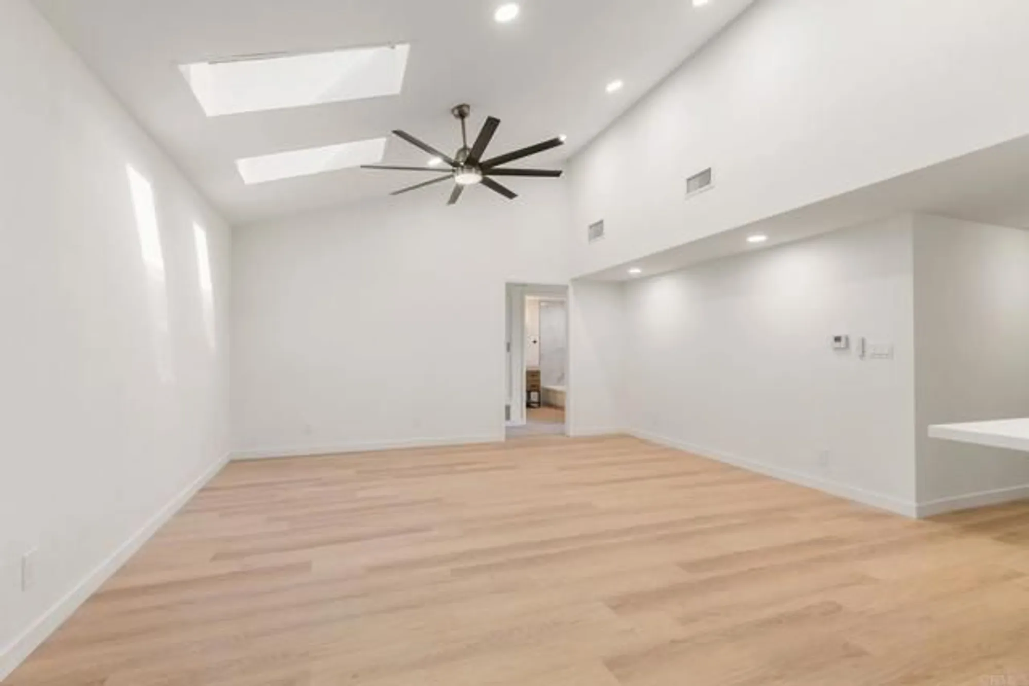 Property Slideshow image 6 of 40 | 3755 vista campana 30, Oceanside, CA, 92057