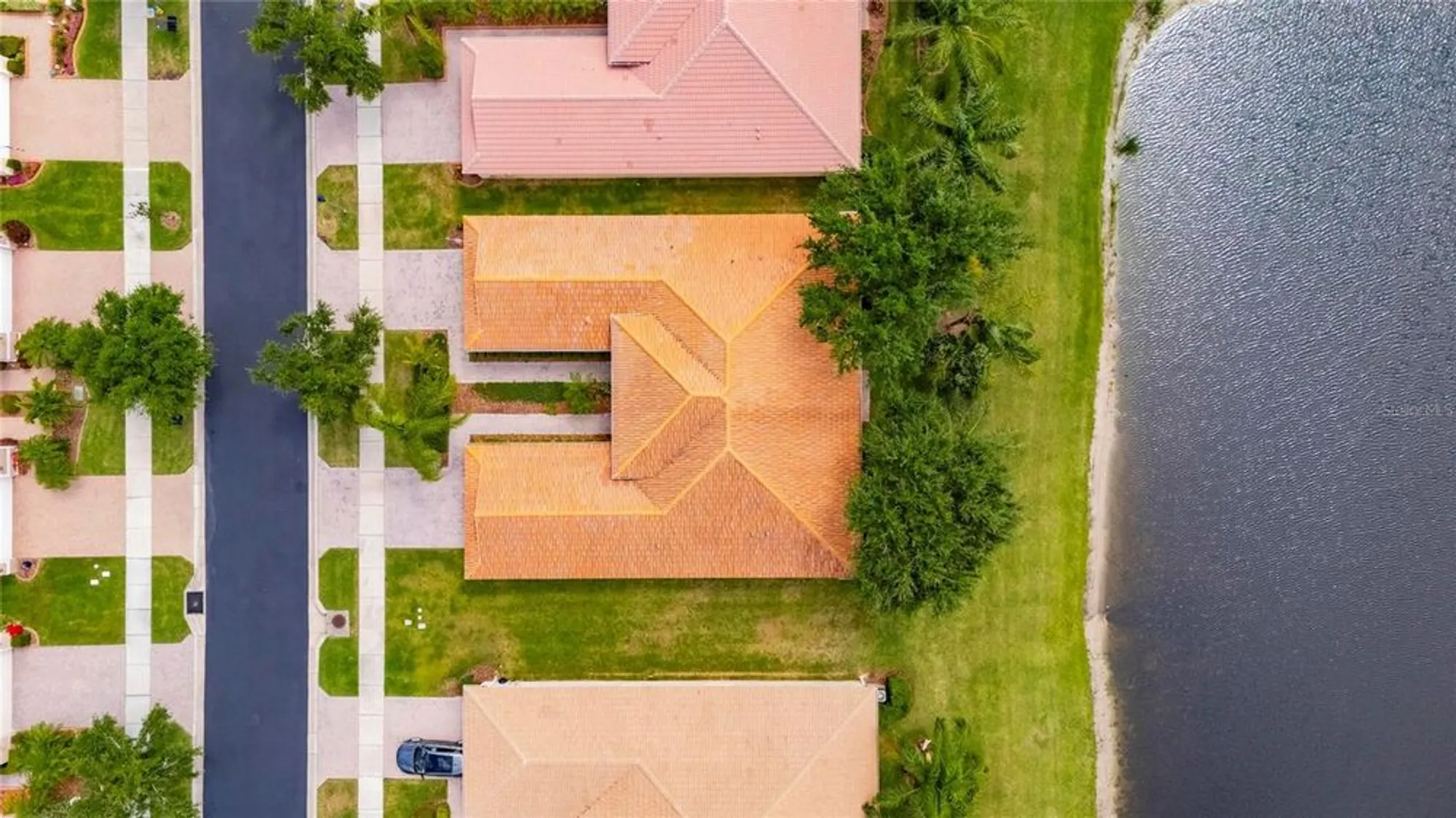 Property Slideshow image 53 of 81 | 16261 amethyst key dr, Wimauma, FL, 33598