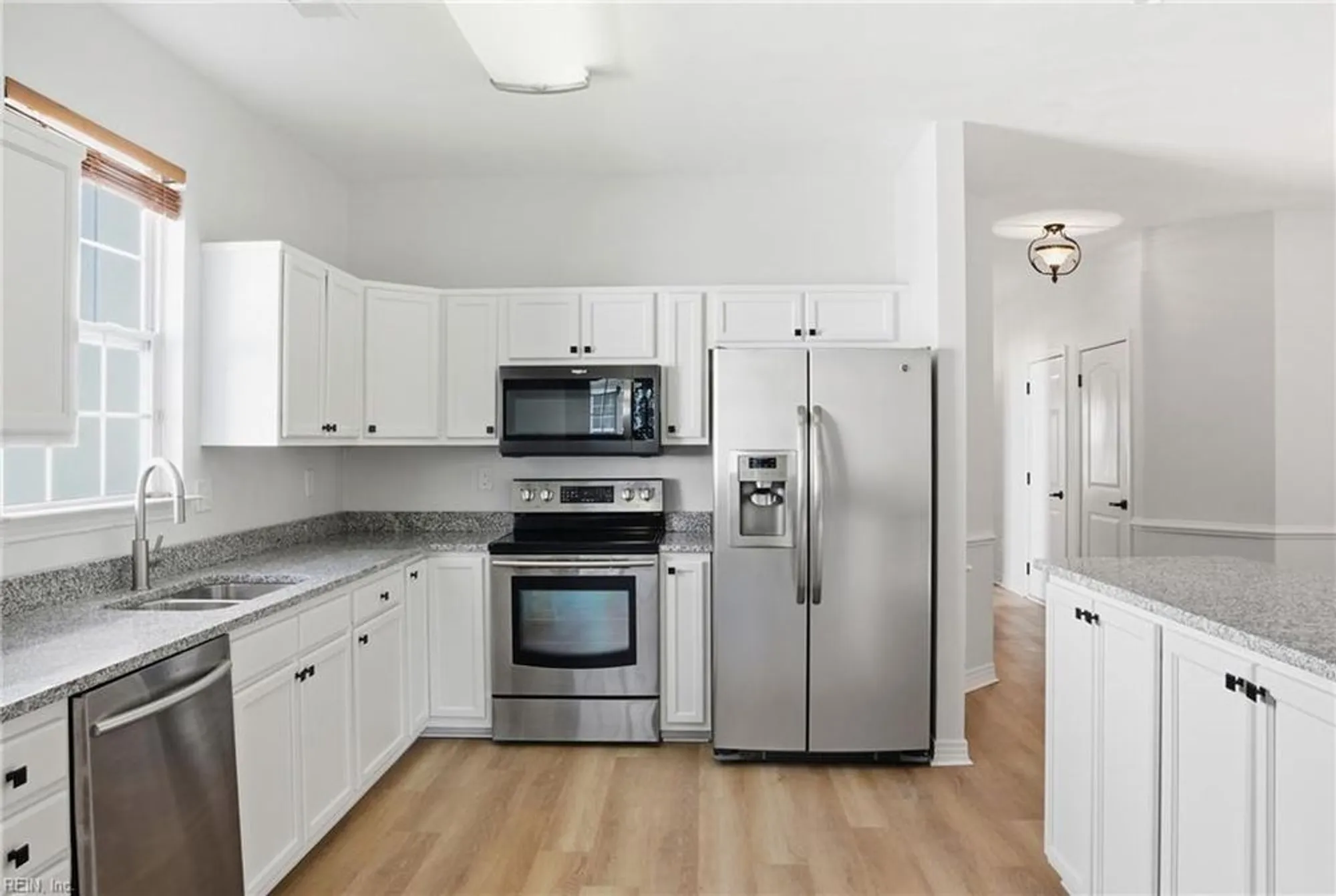 Property Slideshow image 18 of 35 | 2701 bach ln, Virginia Beach, VA, 23456