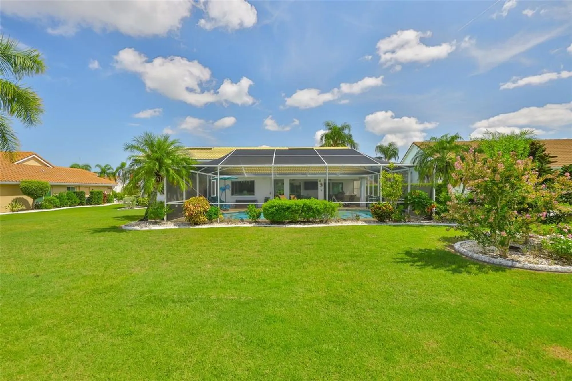 Property Slideshow image 37 of 51 | 2249 new bedford dr, Sun City Center, FL, 33573