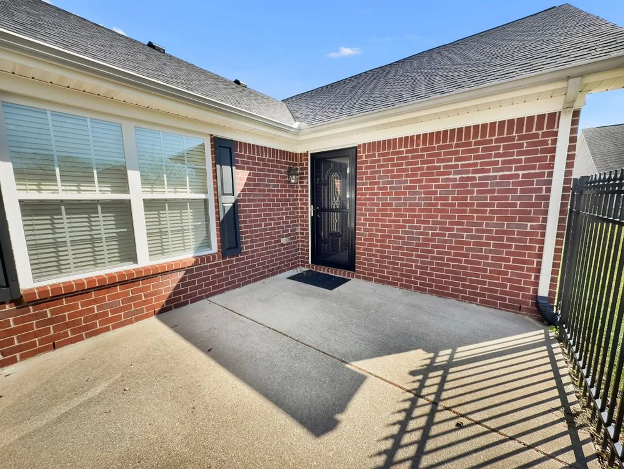 Property Slideshow image 27 of 30 | 395 devon chase hl unit 3804, Gallatin, TN, 37066