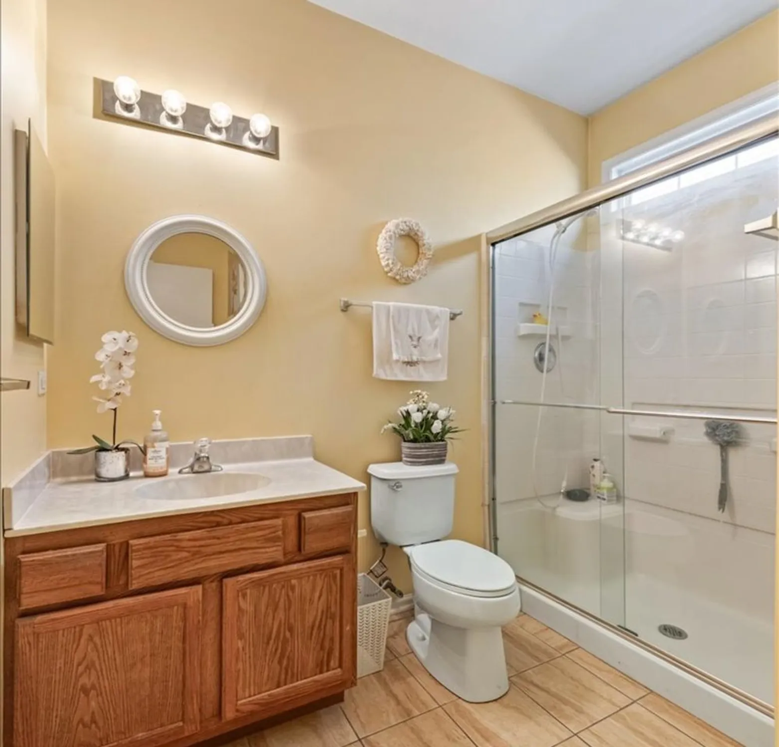 Property Slideshow image 4 of 32 | 17228 como ave, Lockport, IL, 60441