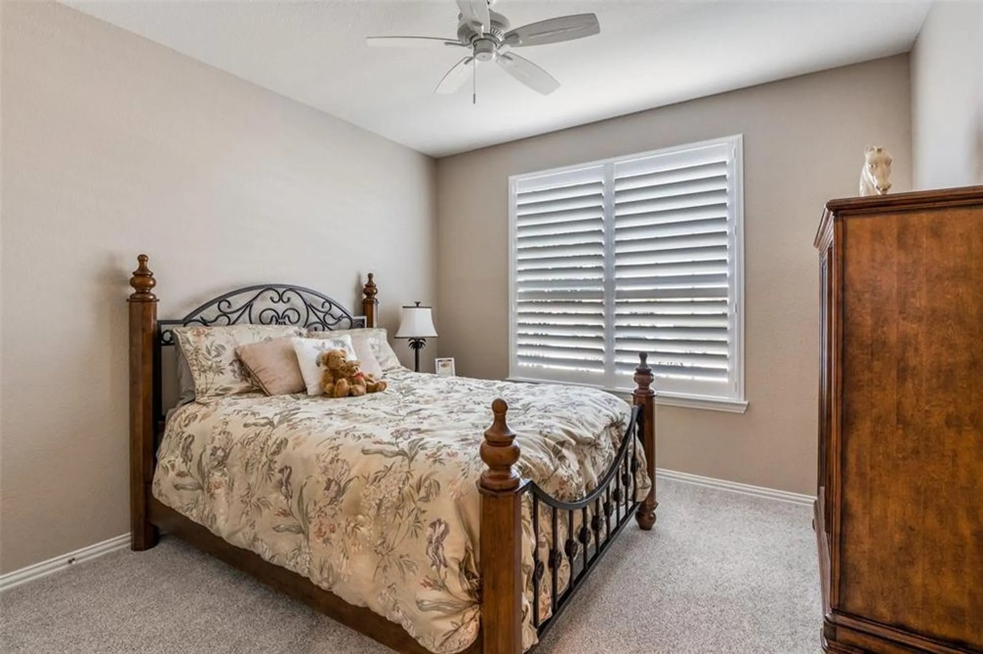 Property Slideshow image 13 of 25 | 1845 plantation crest dr, Frisco, TX, 75036