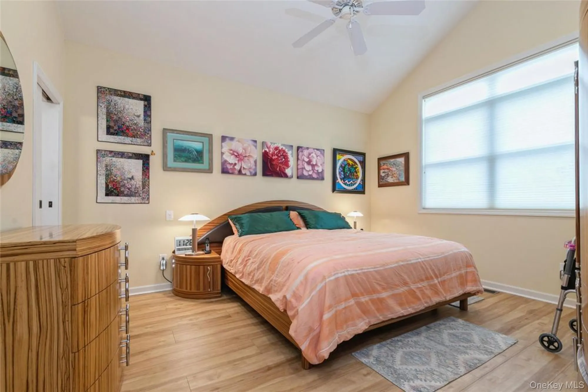 Property Slideshow image 13 of 44 | 95 cove ln, East Setauket, NY, 11733