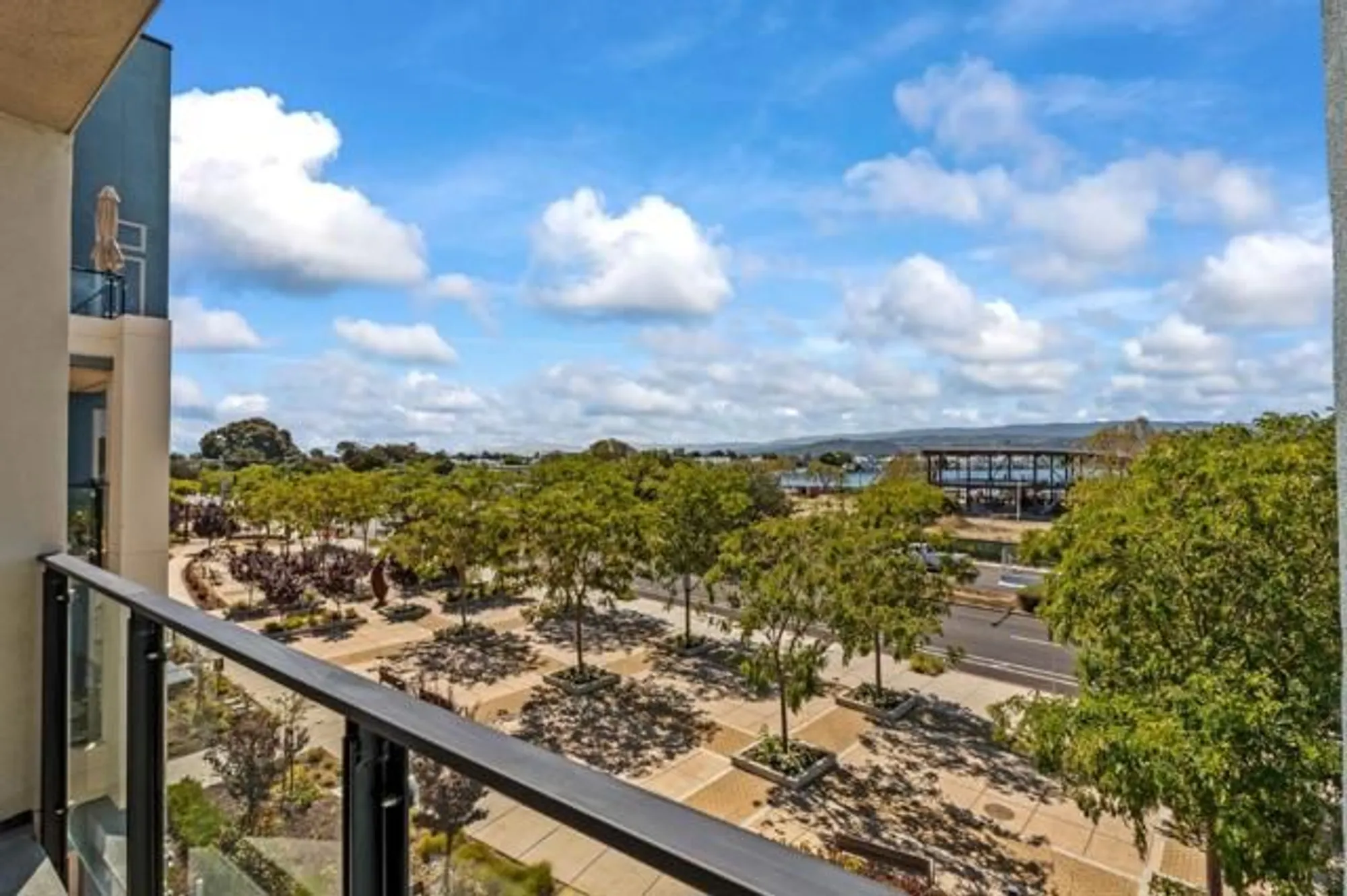 Property Slideshow image 16 of 51 | 718 eppleton ln 303, Foster City, CA, 94404