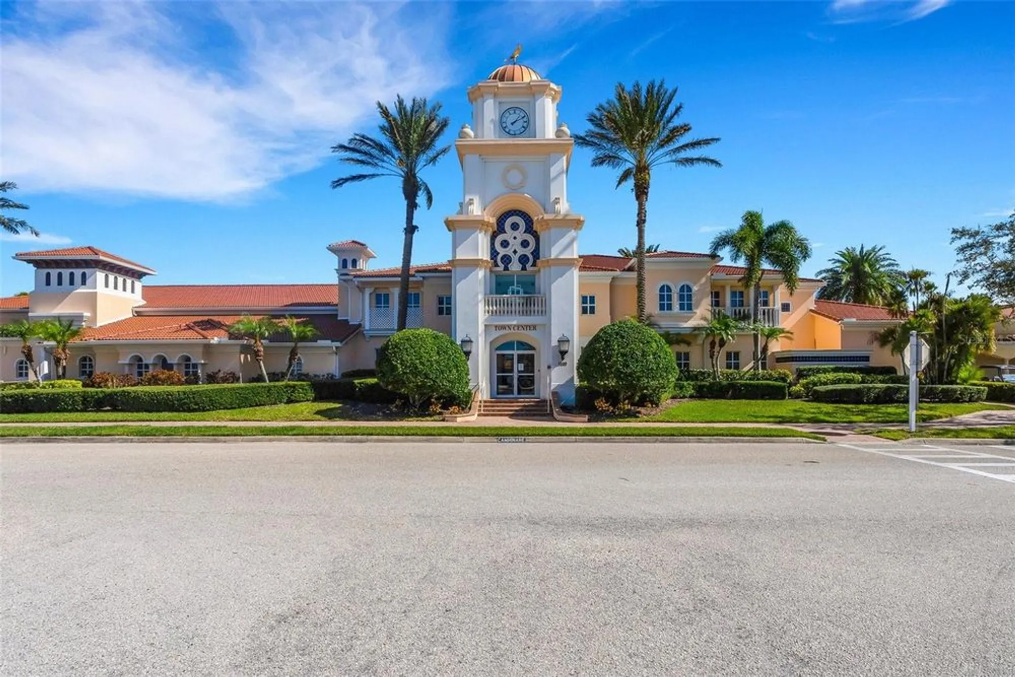 Property Slideshow image 43 of 54 | 7812 bergamo ave, Sarasota, FL, 34238
