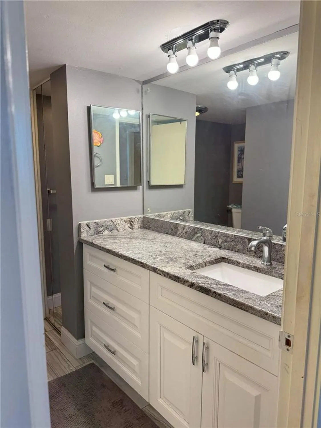 Property Slideshow image 14 of 22 | 7400 sun island dr 603, South Pasadena, FL, 33707