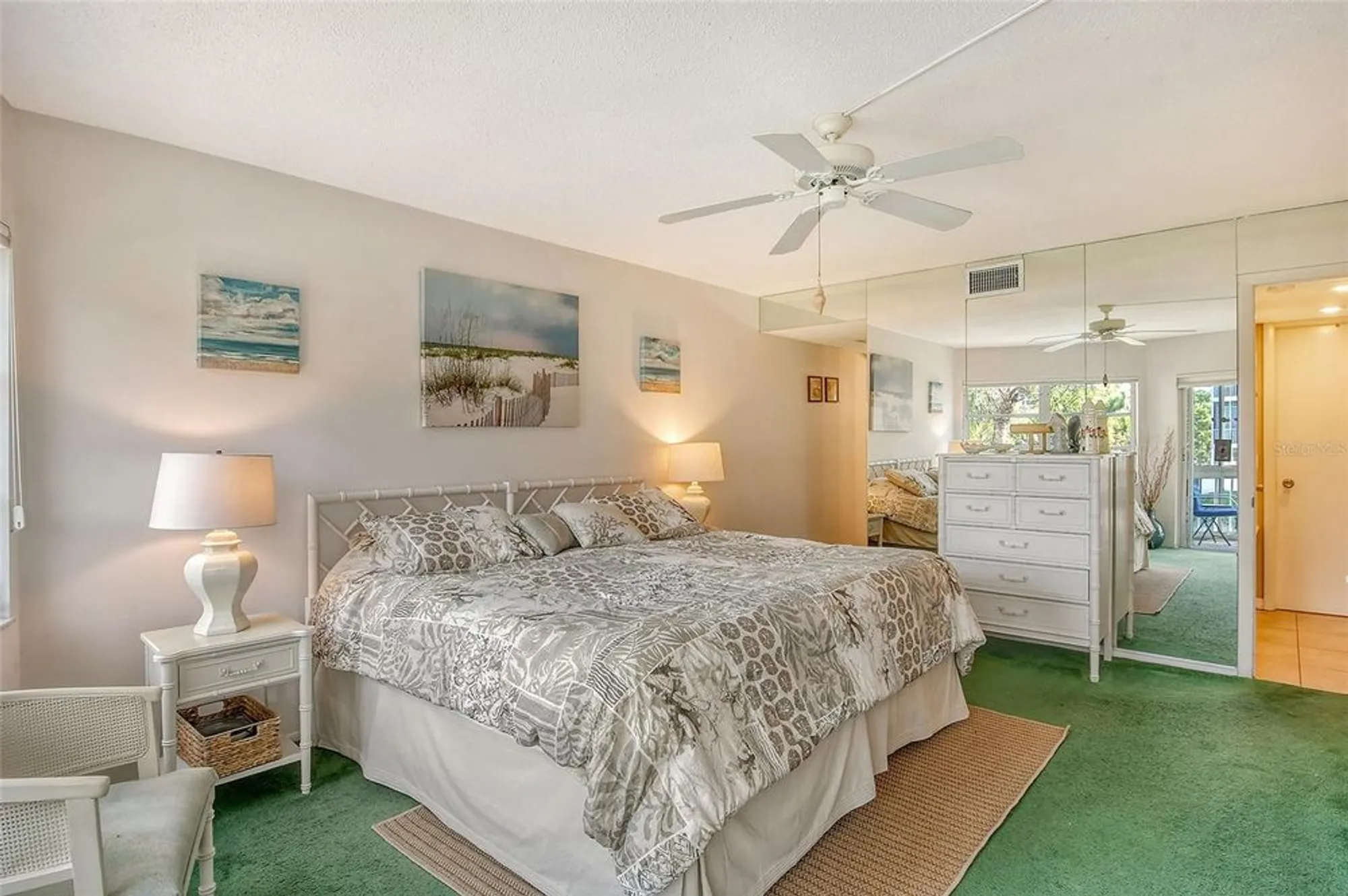 Property Slideshow image 24 of 90 | 1300 n portofino dr apt 305, Sarasota, FL, 34242
