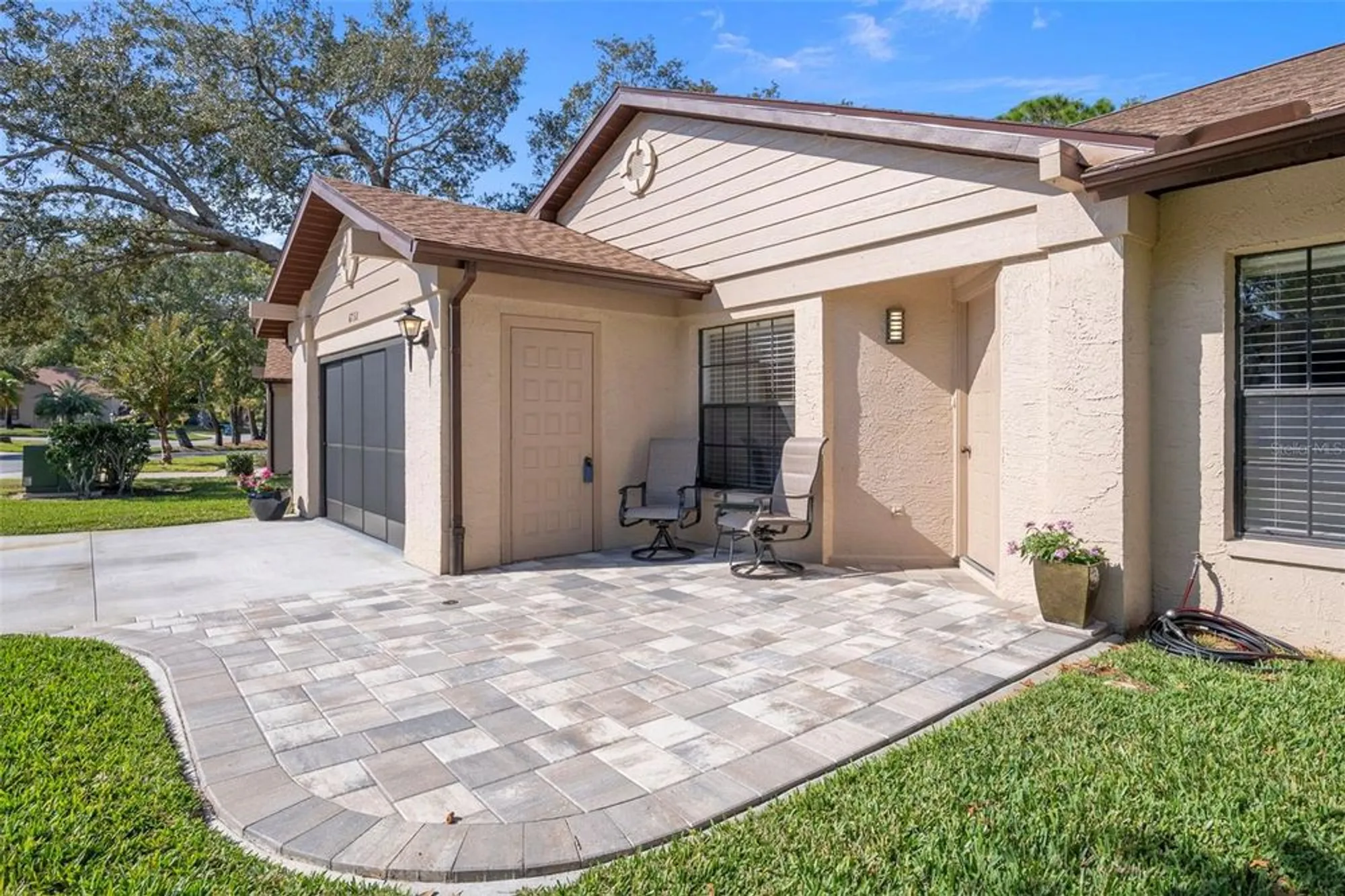 Property Slideshow image 4 of 65 | 6732 oak cluster cir, Spring Hill, FL, 34606